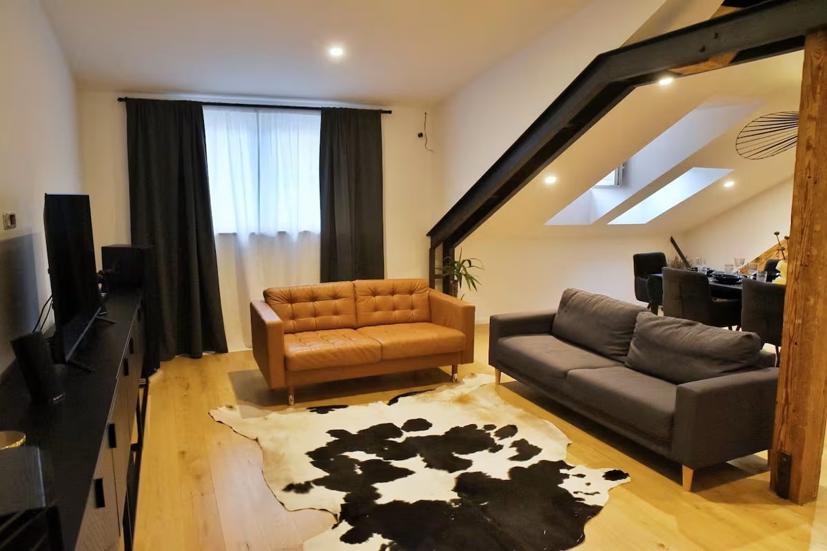 Three bedroom apartment with air-conditioning Rijeka (A-24529-a)