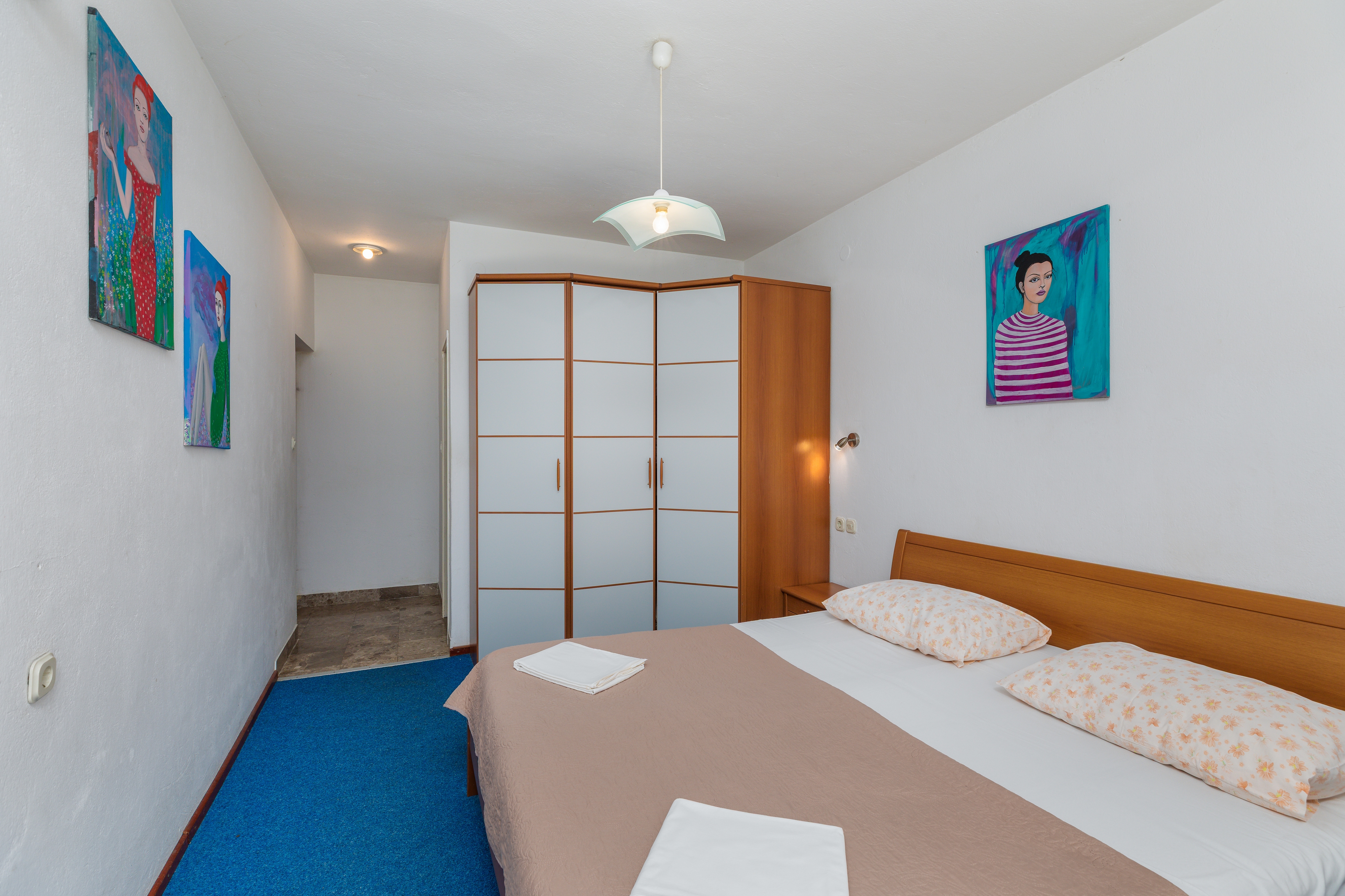 Two bedroom apartment with terrace and sea view Brela, Makarska  A-a