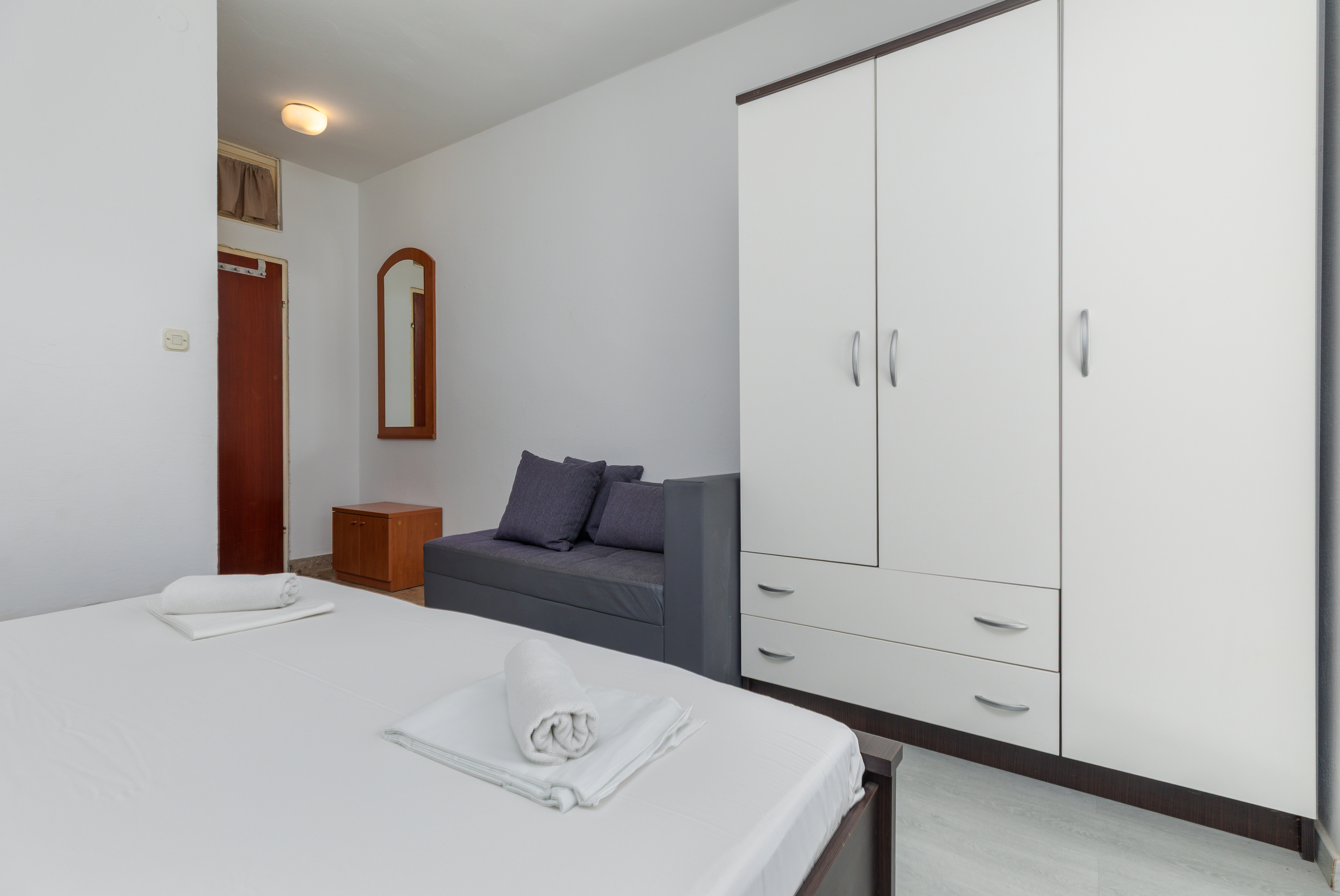 Two bedroom apartment with terrace and sea view Brela, Makarska  A-a