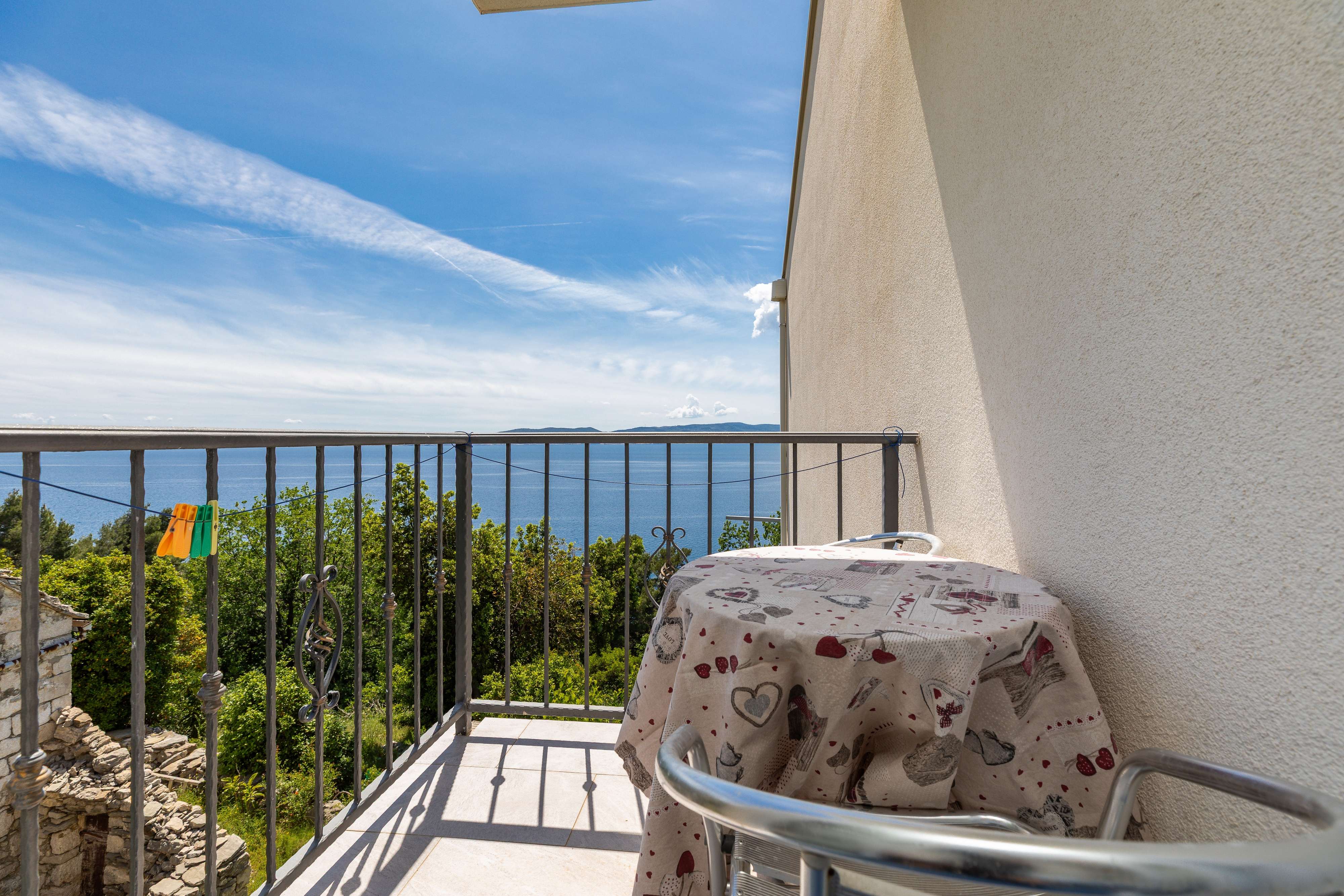 Two bedroom apartment with terrace and sea view Brela, Makarska  A-b