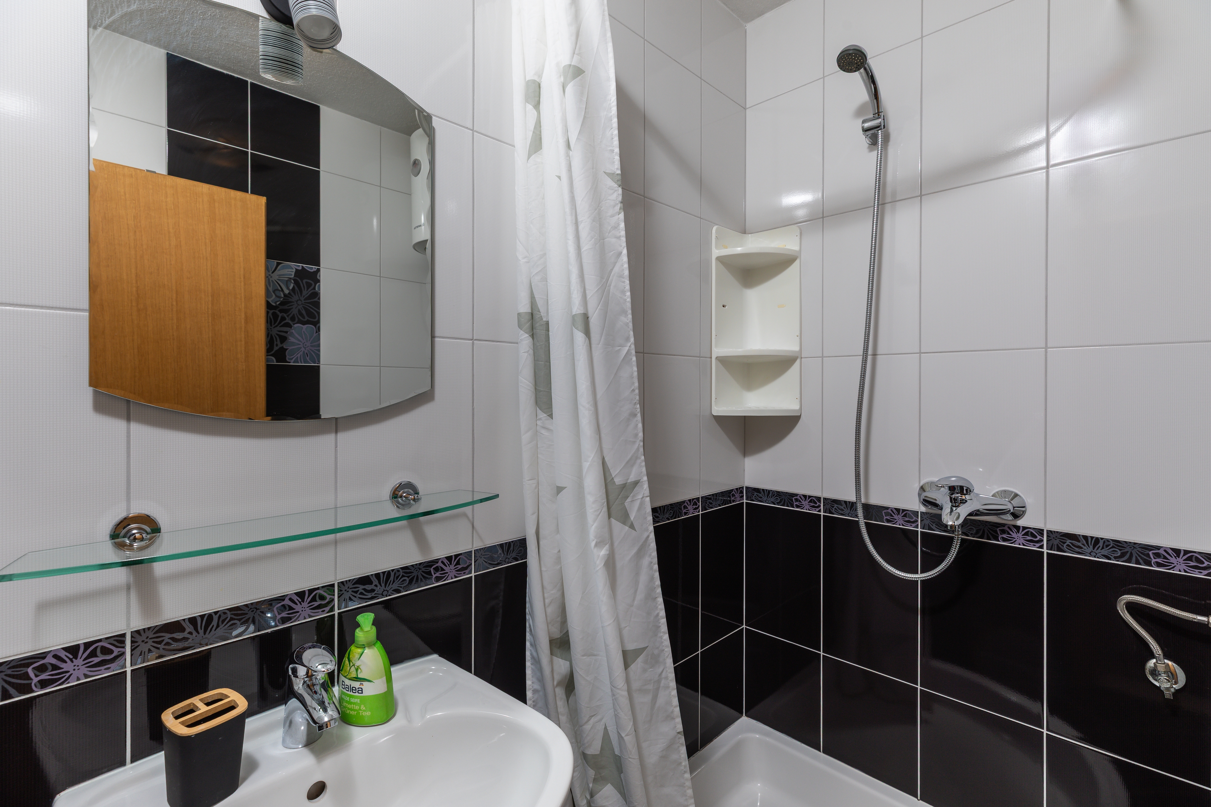 Two bedroom apartment with terrace and sea view Brela, Makarska  A-b