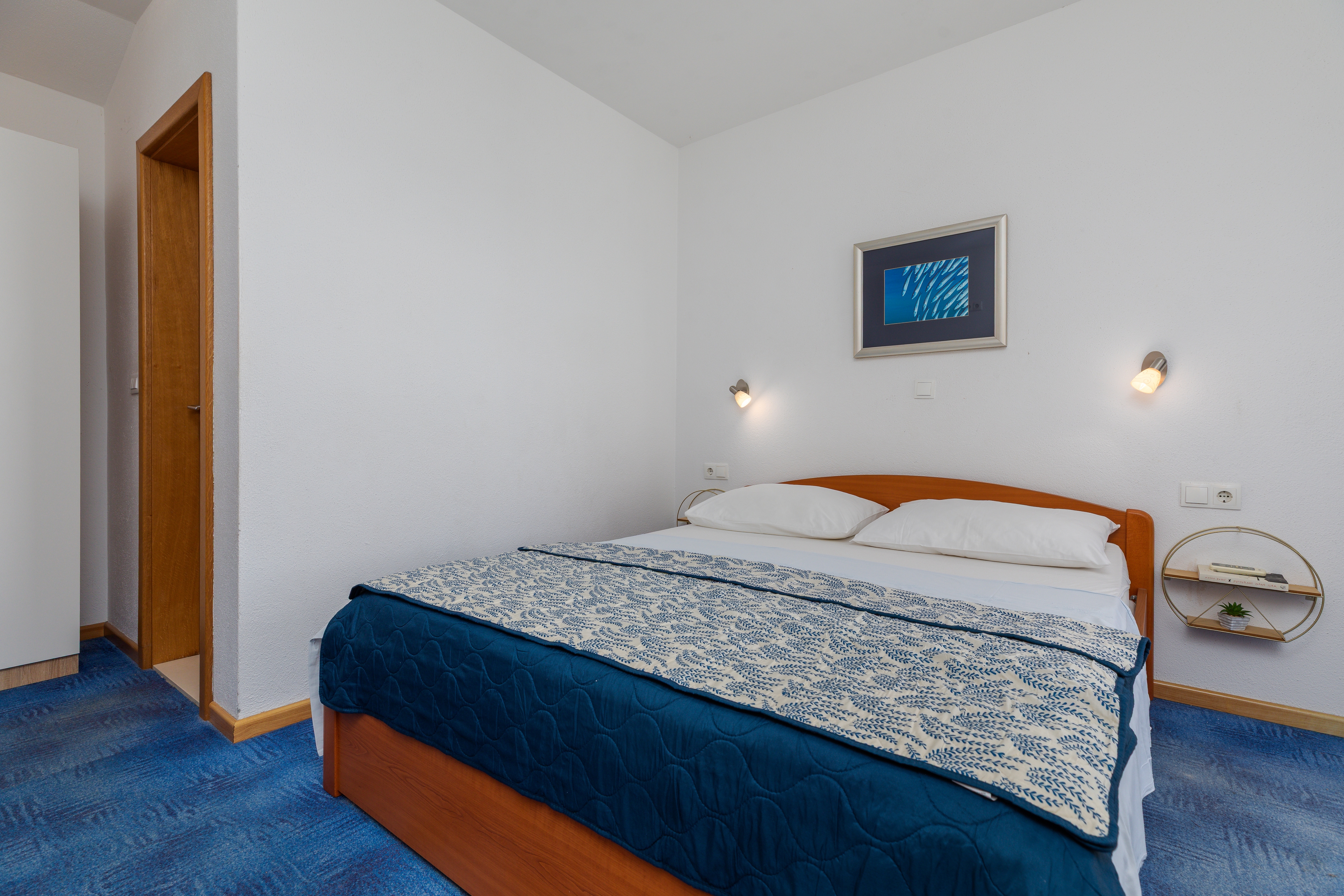 Two bedroom apartment with terrace and sea view Brela, Makarska  A-b