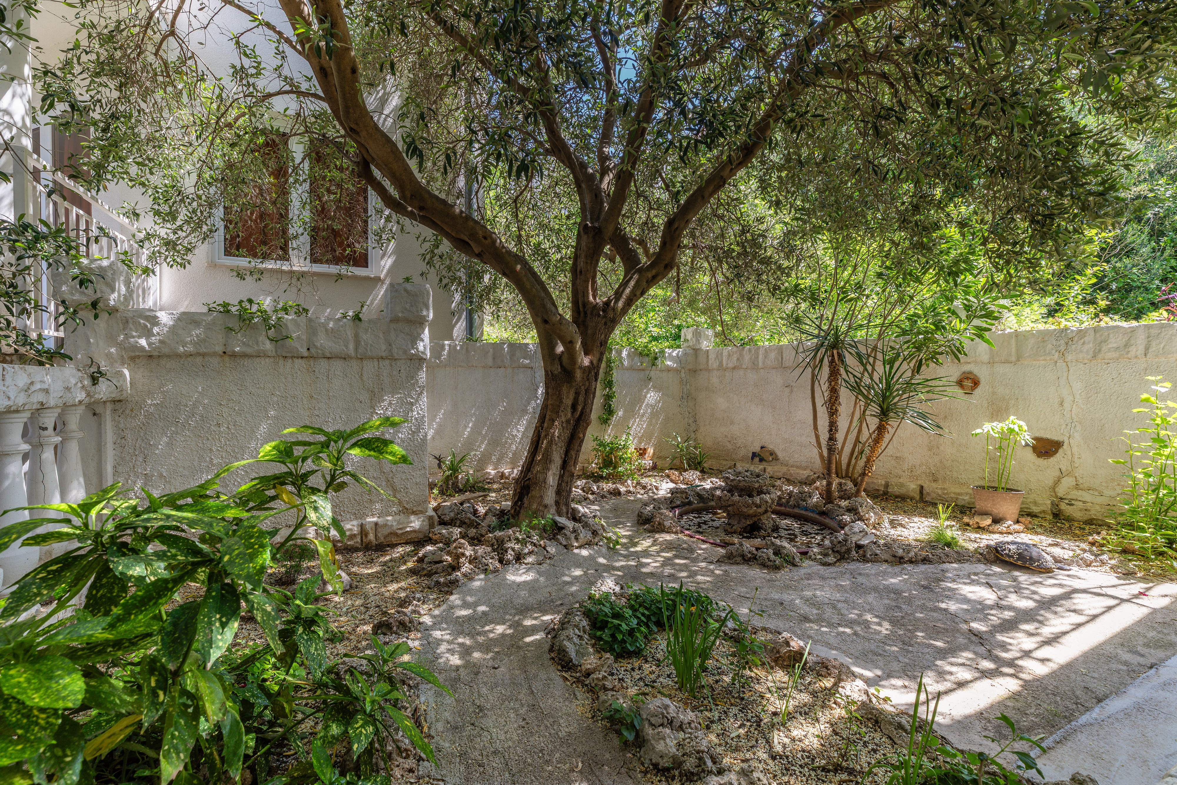 Two bedroom apartment with terrace and sea view Brela, Makarska  A-a