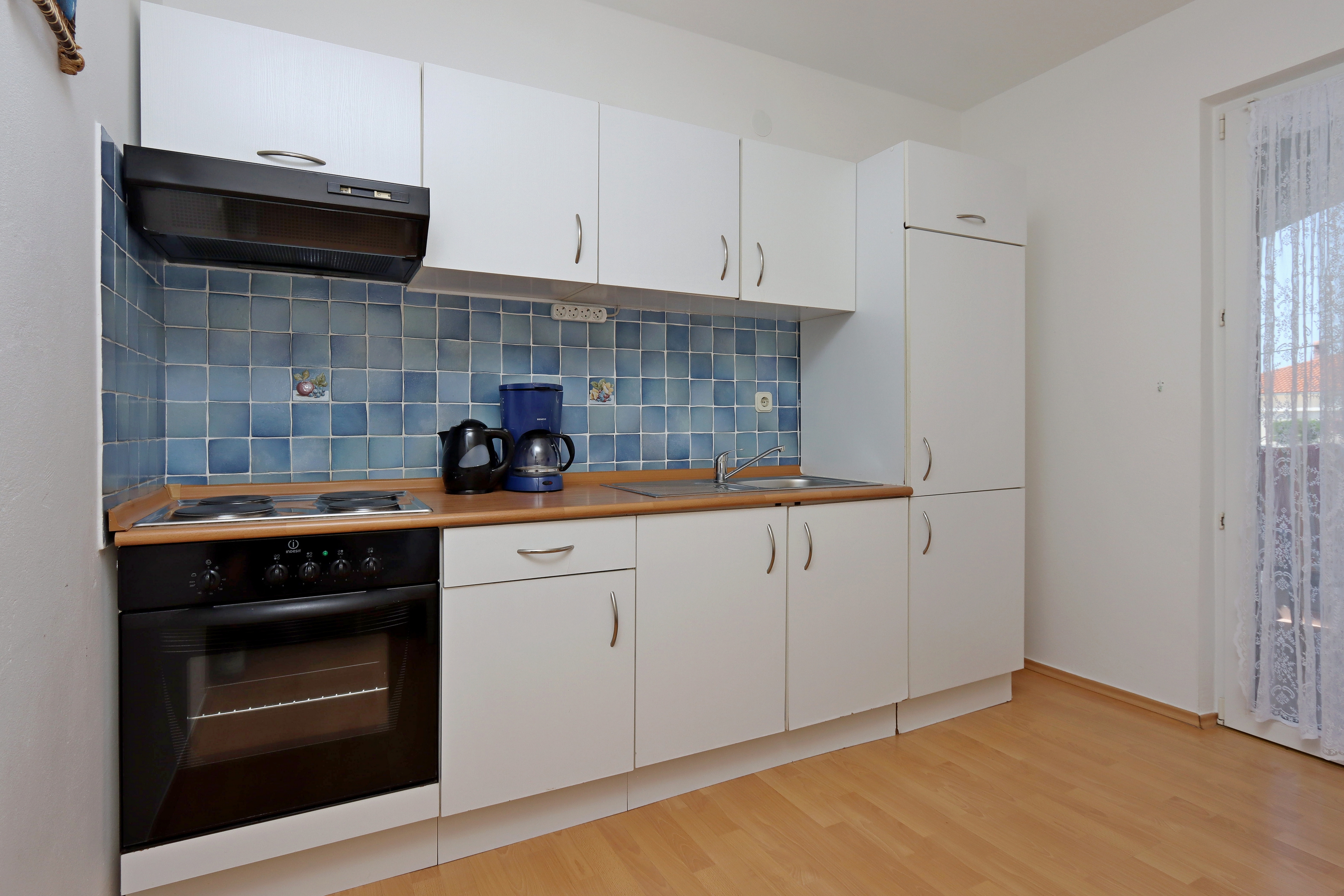 Top Rab Barbat Top Rab Barbat