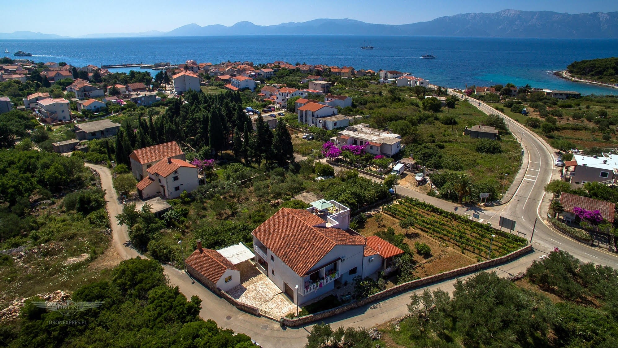 Štirisobni apartma S teraso in pogledom na morje Sućuraj, Hvar  A-a