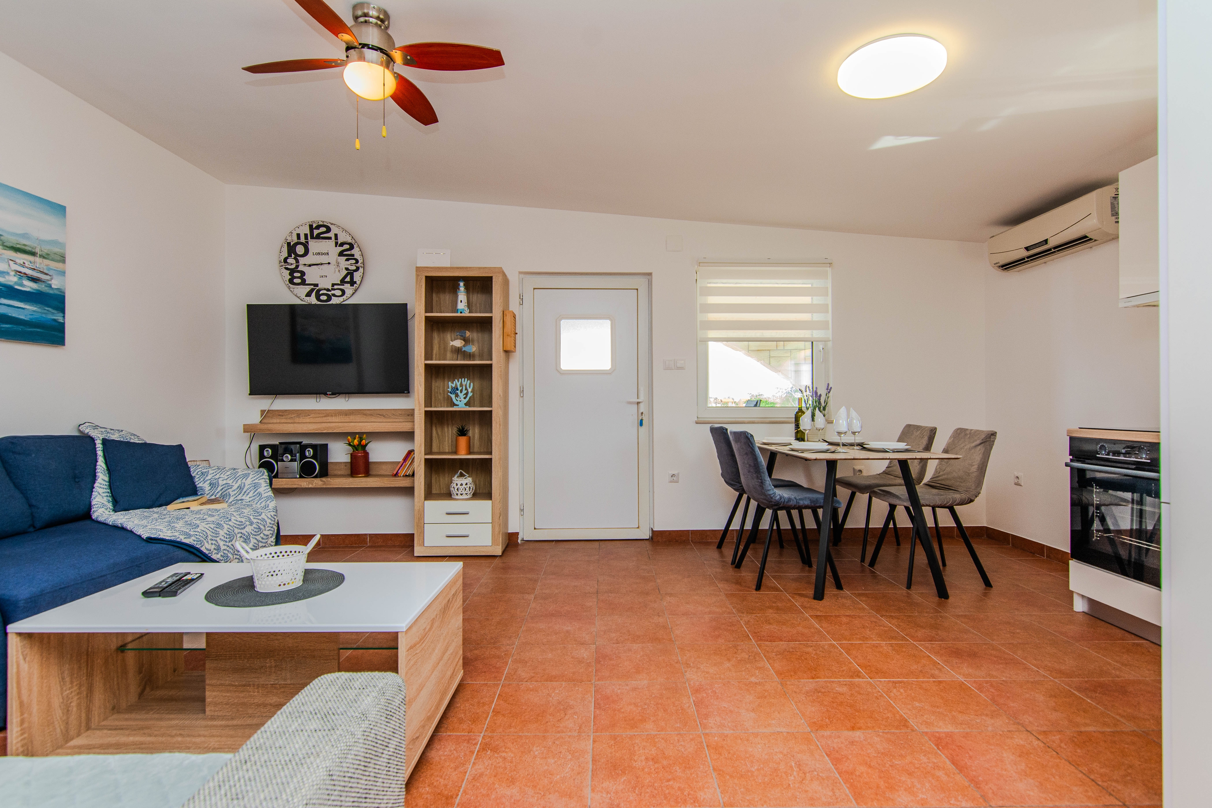 Two bedroom apartment with terrace Vir (A-24564-a) Two bedroom apartment with terrace Vir (A-24564-a)