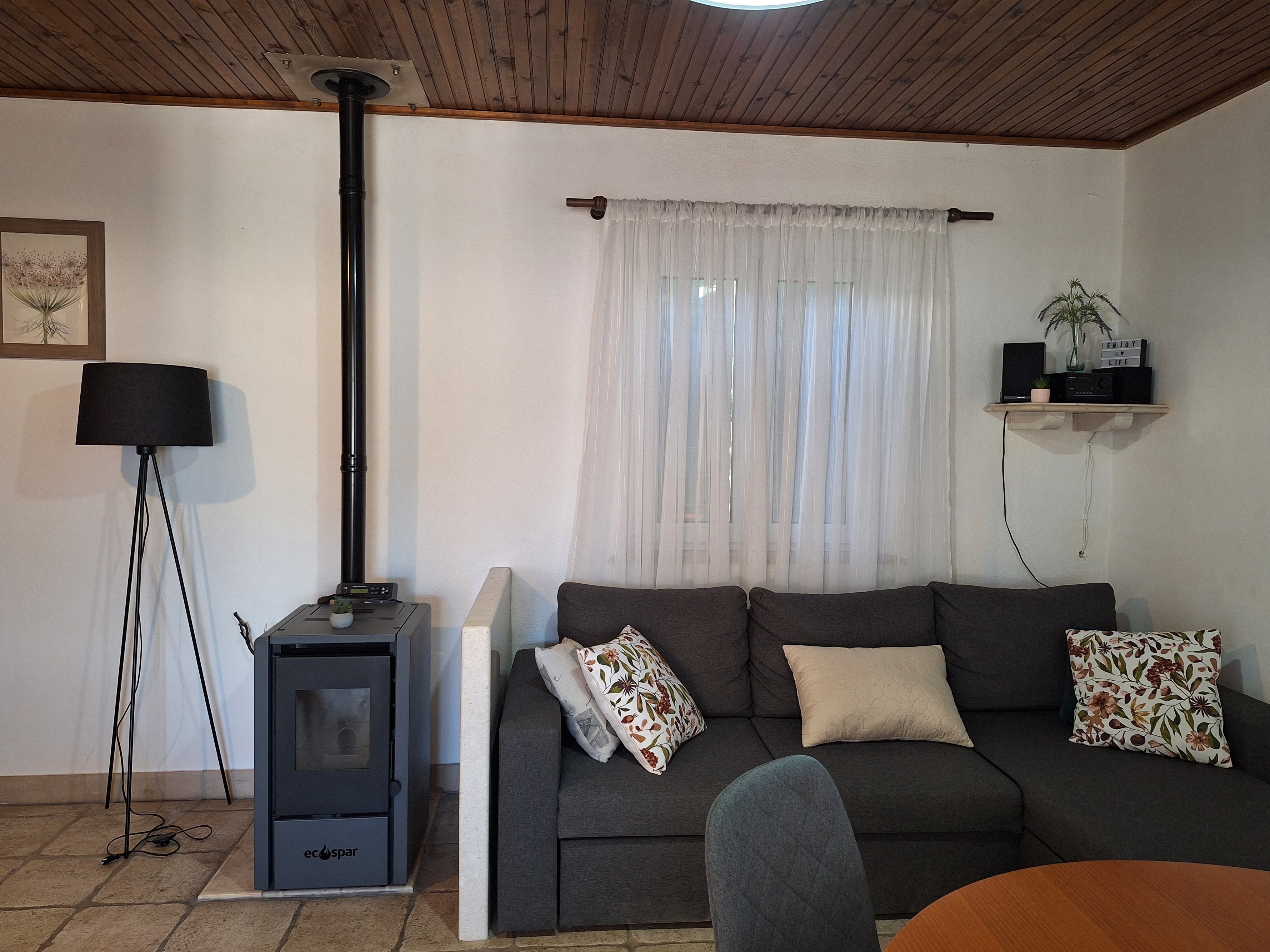 Three bedroom house with terrace Pražnica, Brač (K-24570)