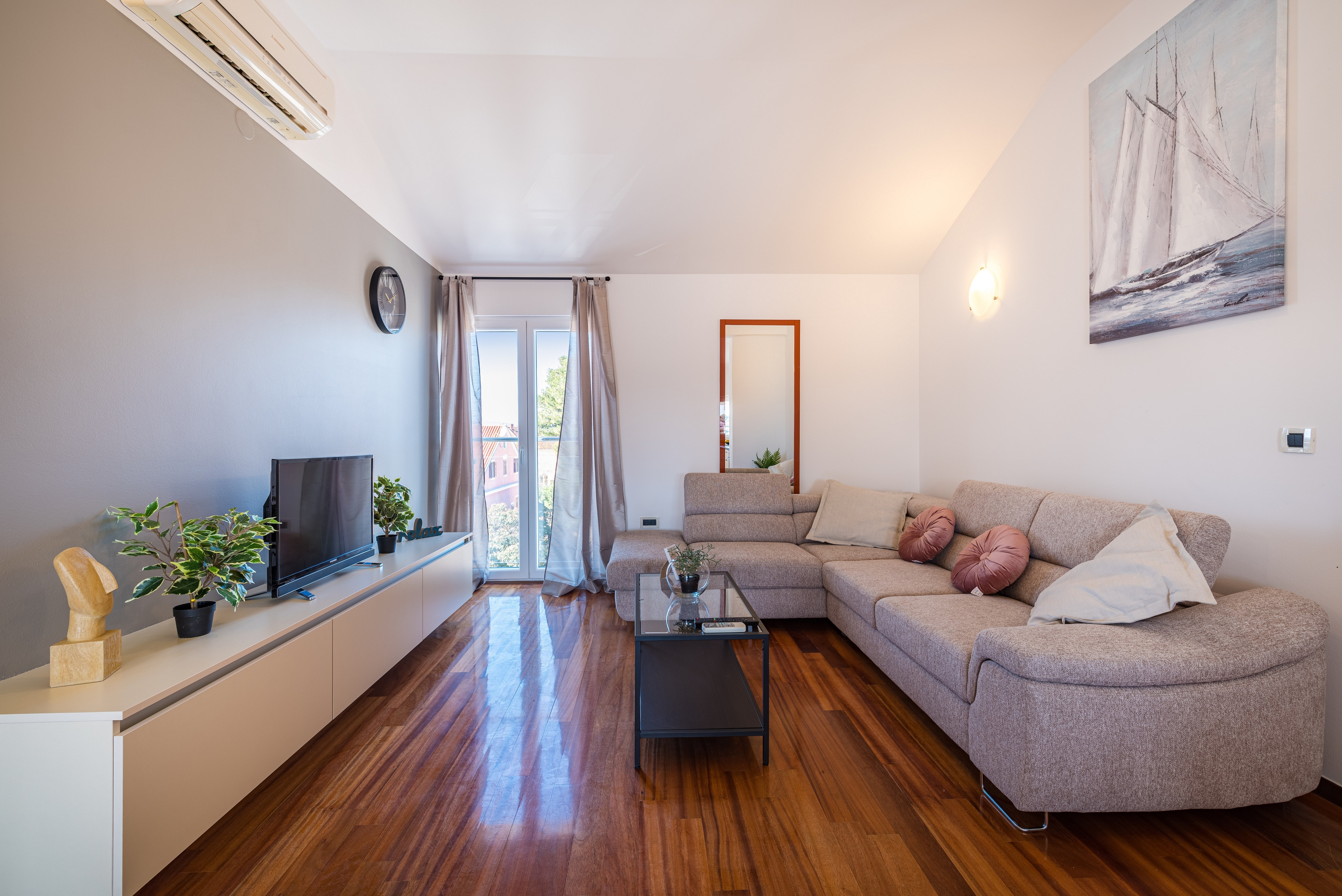 Two bedroom apartment with balcony and sea view Biograd na Moru, Biograd (A-24580-a)