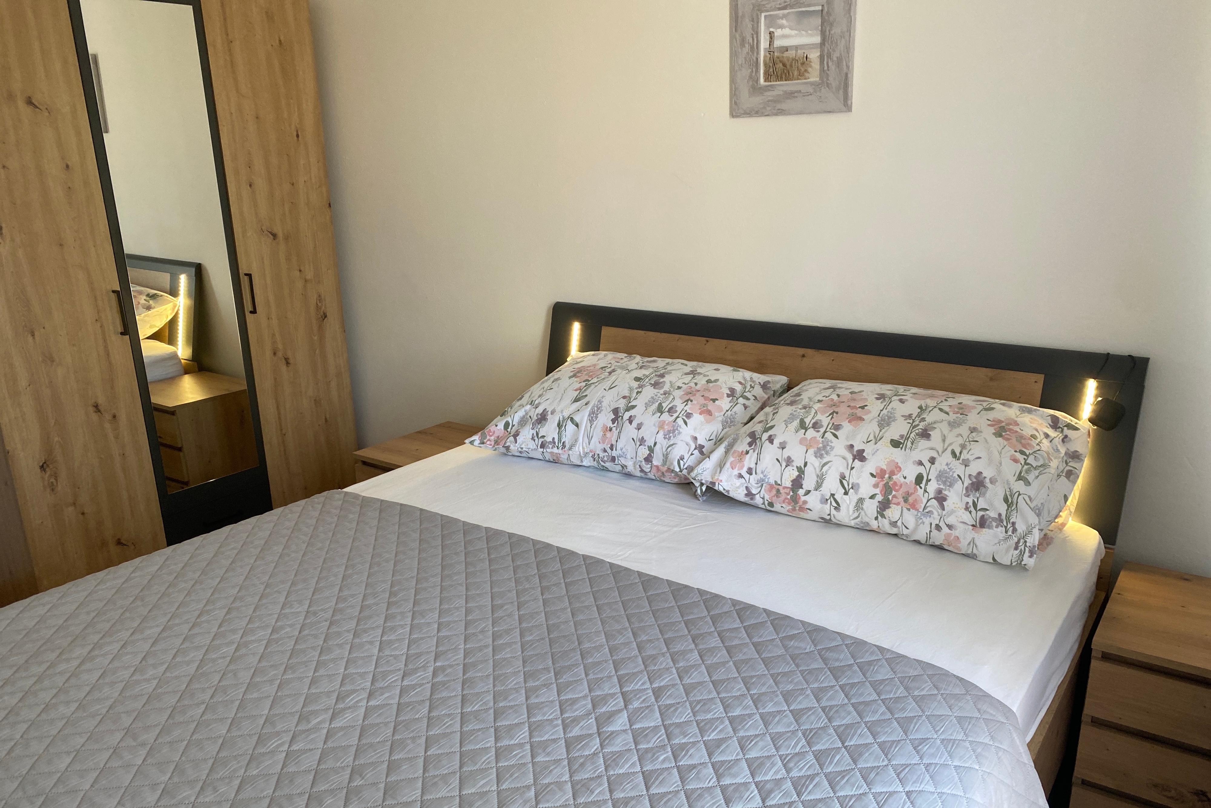 Top Rab Lopar Top Rab Lopar