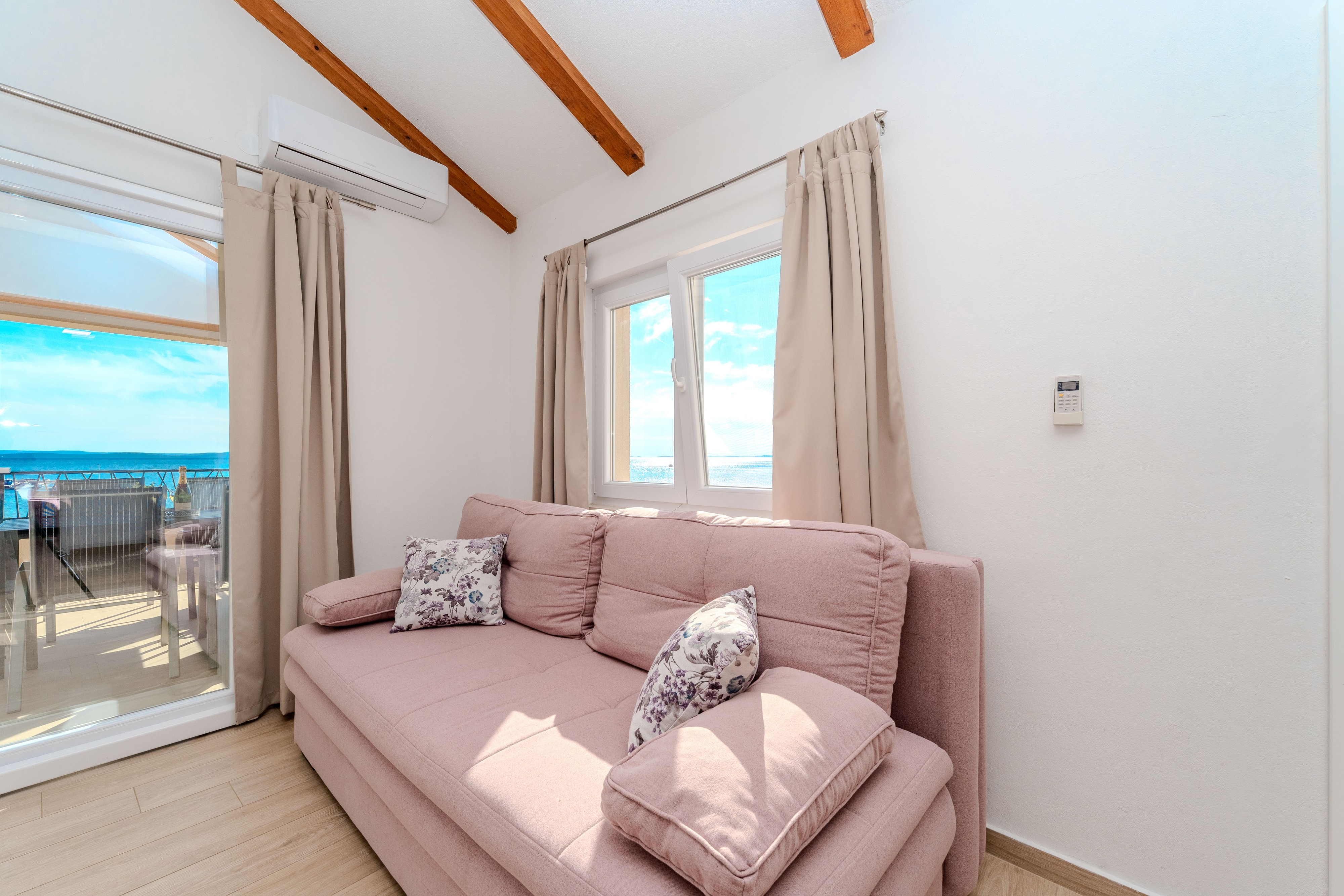 Two bedroom apartment near beach Privlaka, Zadar (A-24599-b)