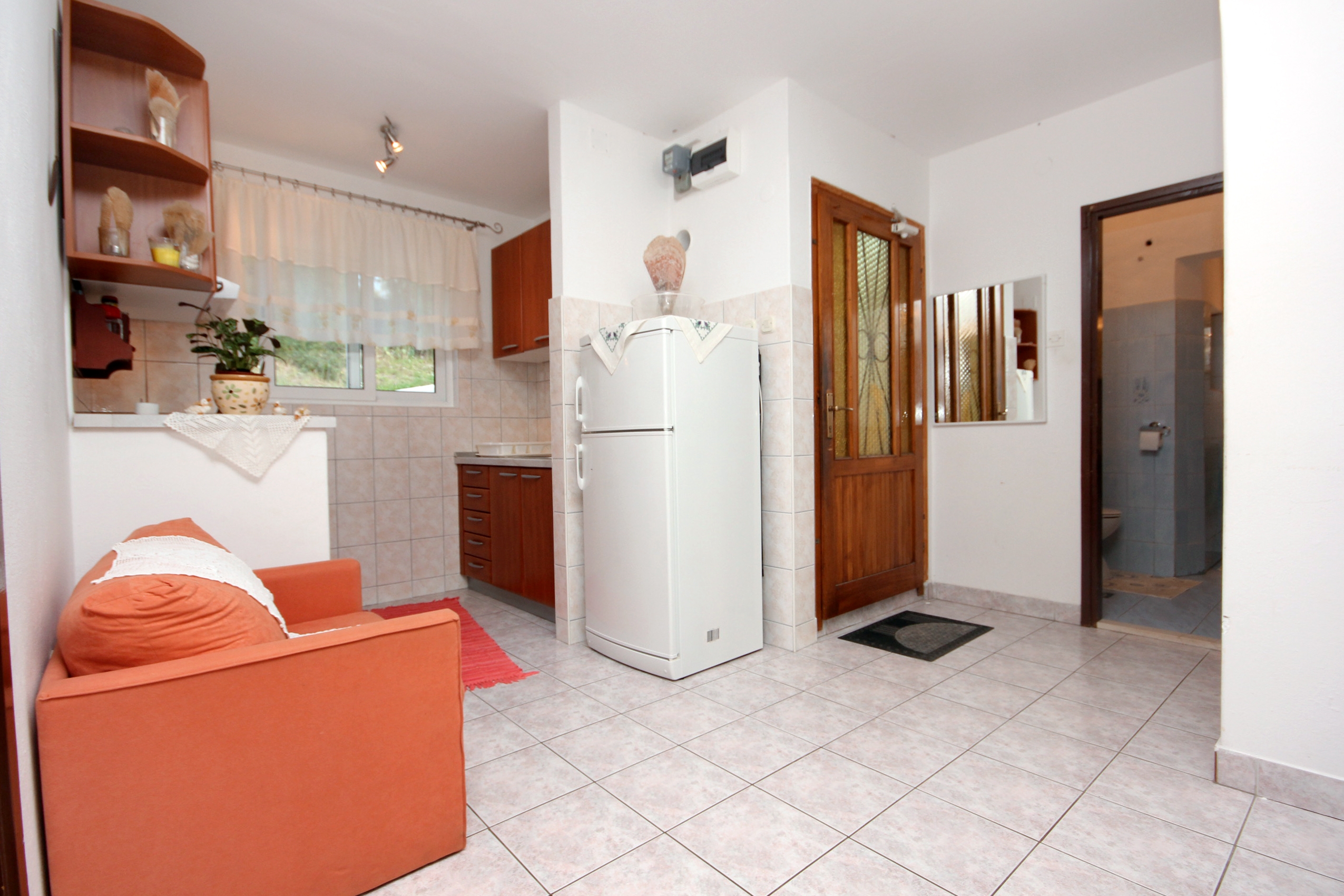 Three bedroom apartment near beach Cove Rogačić, Vis  A-a