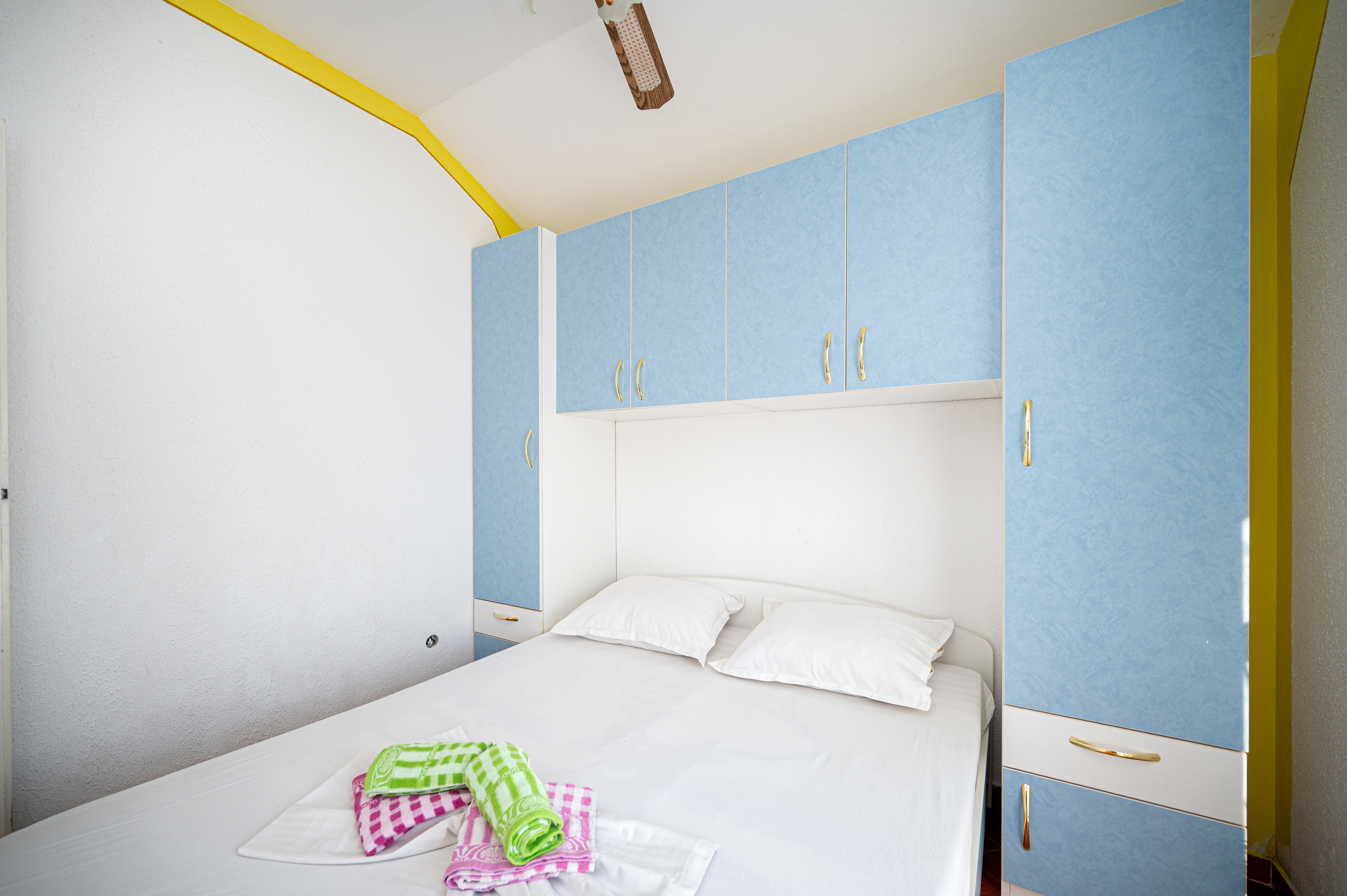 Three bedroom apartment with terrace and sea view Sukošan, Zadar  A-a