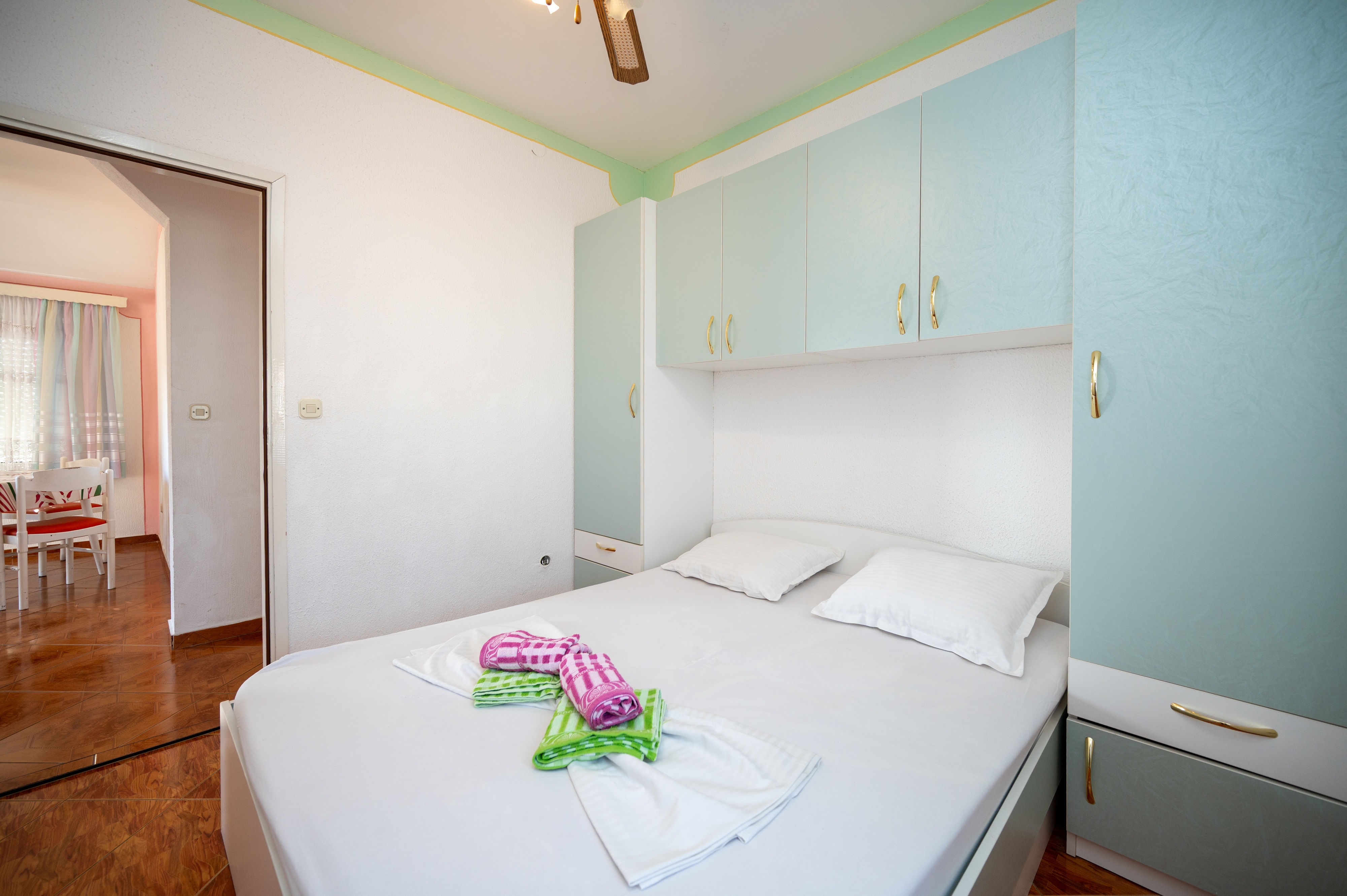 Three bedroom apartment with terrace and sea view Sukošan, Zadar  A-a