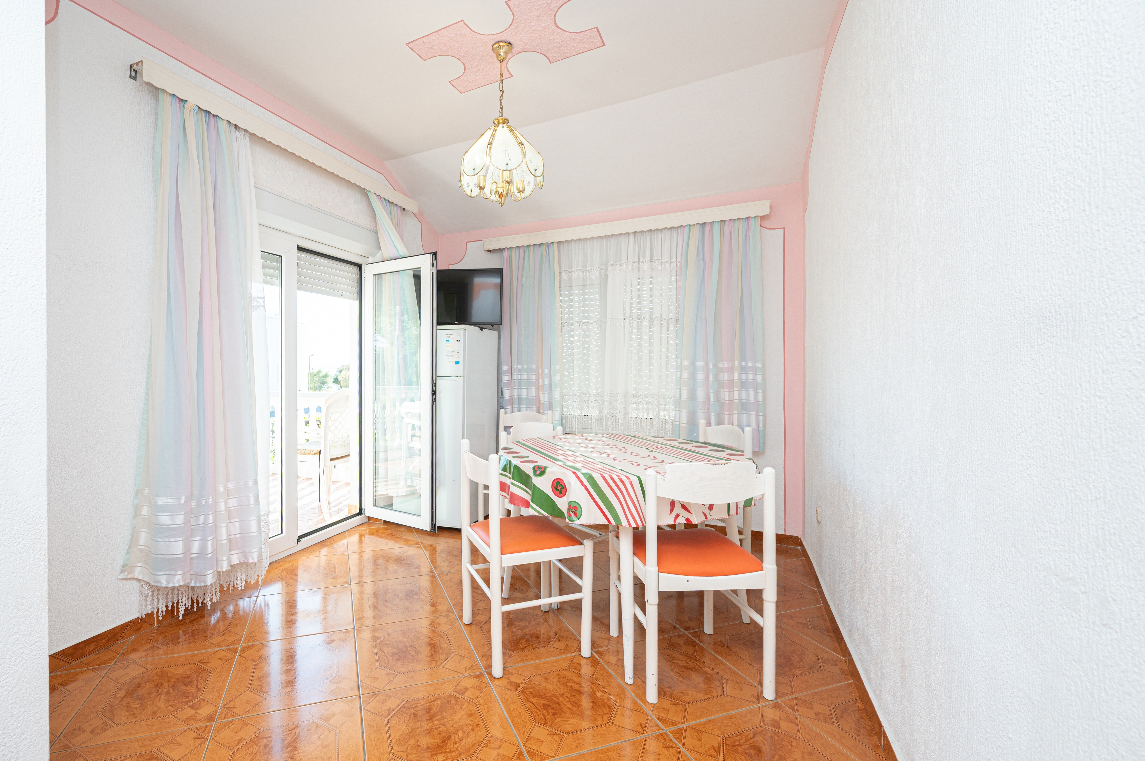 Three bedroom apartment with terrace and sea view Sukošan, Zadar  A-a