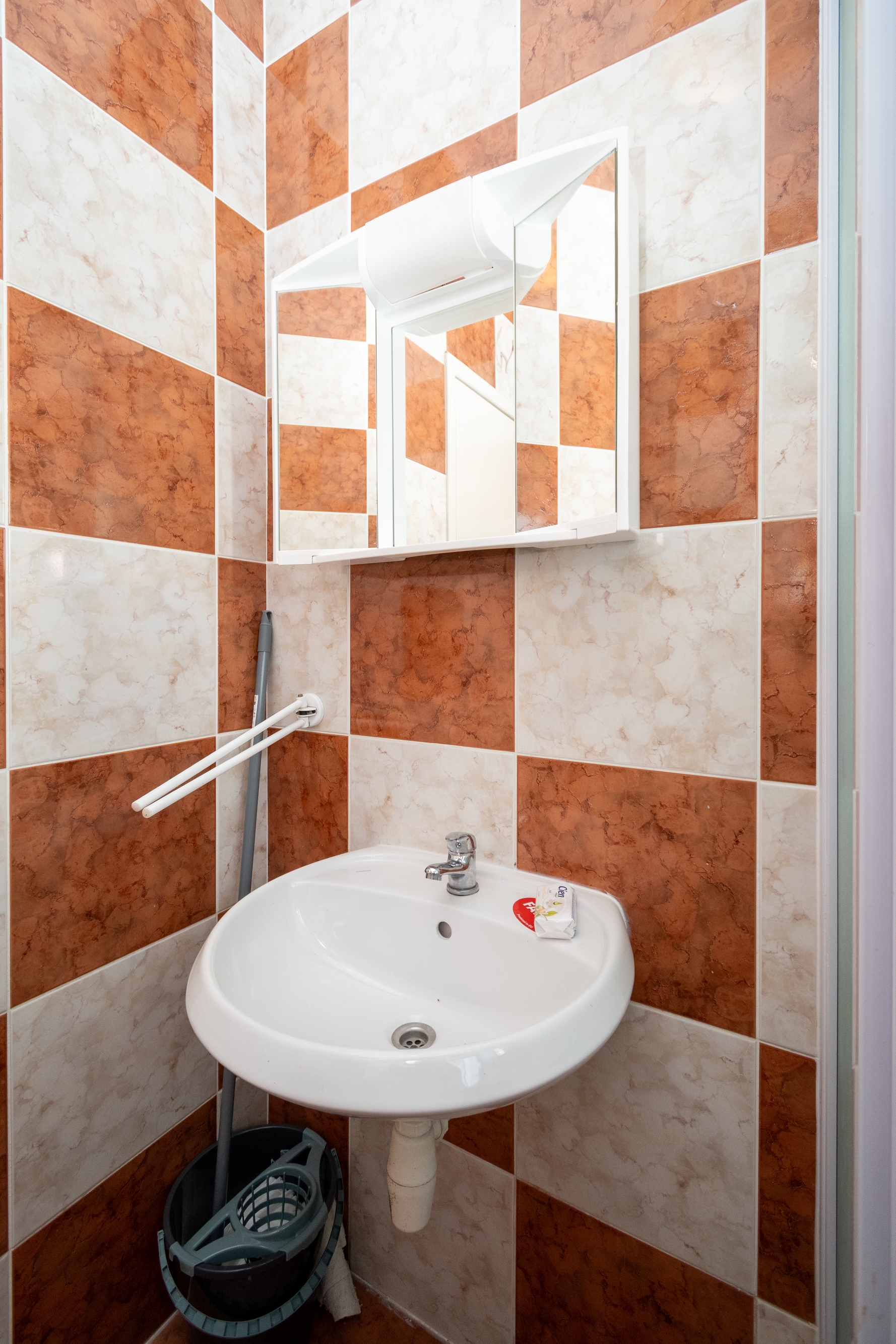 Three bedroom apartment with terrace and sea view Sukošan, Zadar  A-b