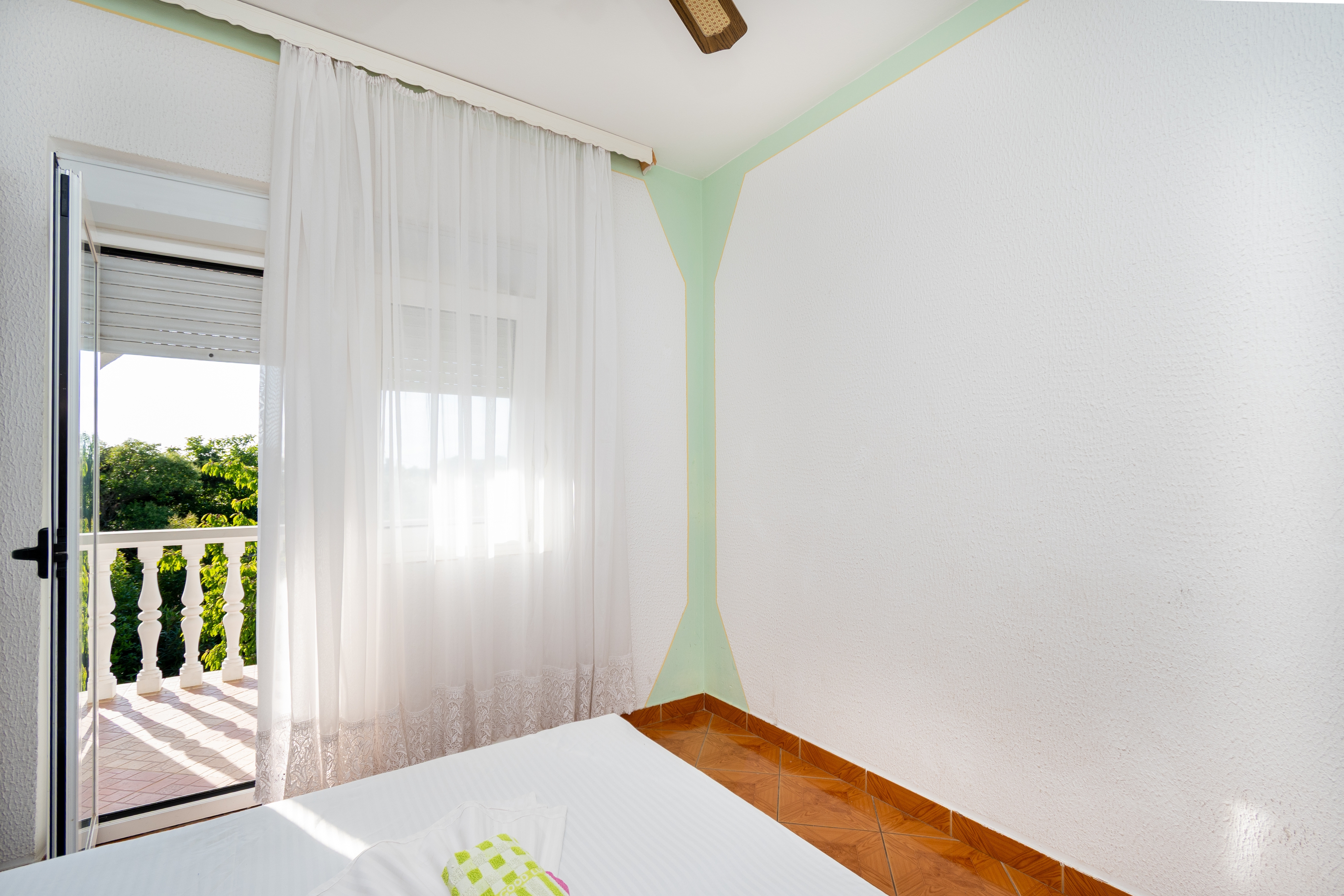 Three bedroom apartment with terrace and sea view Sukošan, Zadar  A-b