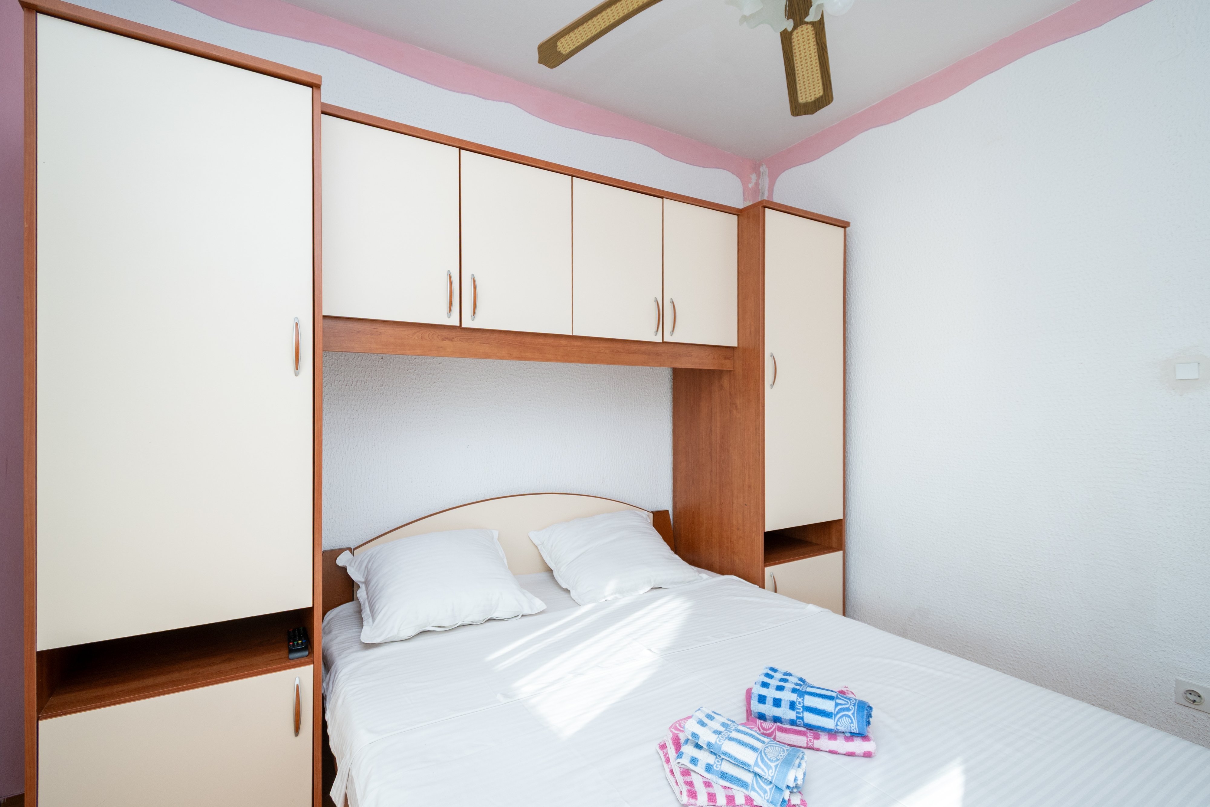 Three bedroom apartment with terrace and sea view Sukošan, Zadar  A-b