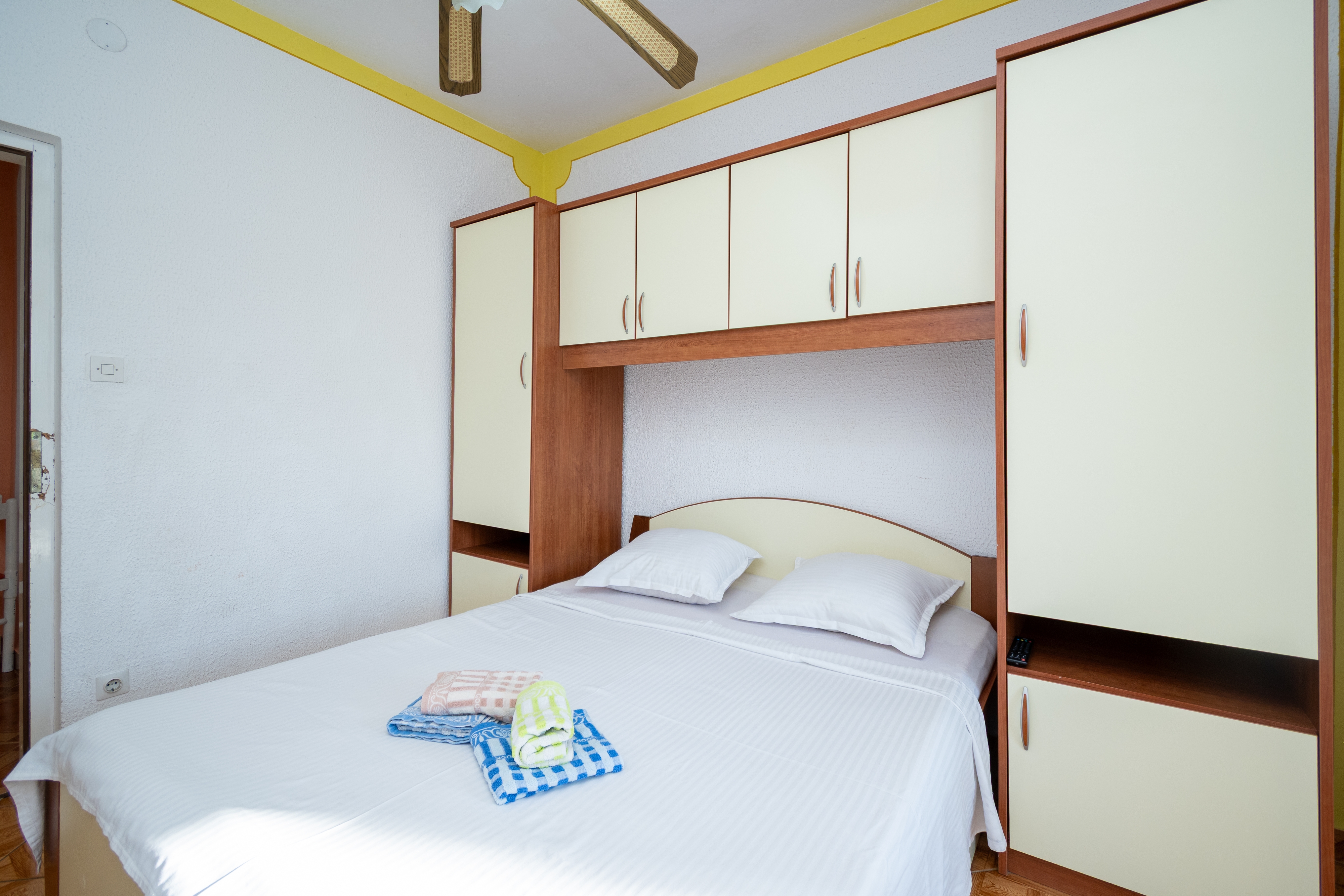 Three bedroom apartment with terrace and sea view Sukošan, Zadar  A-b