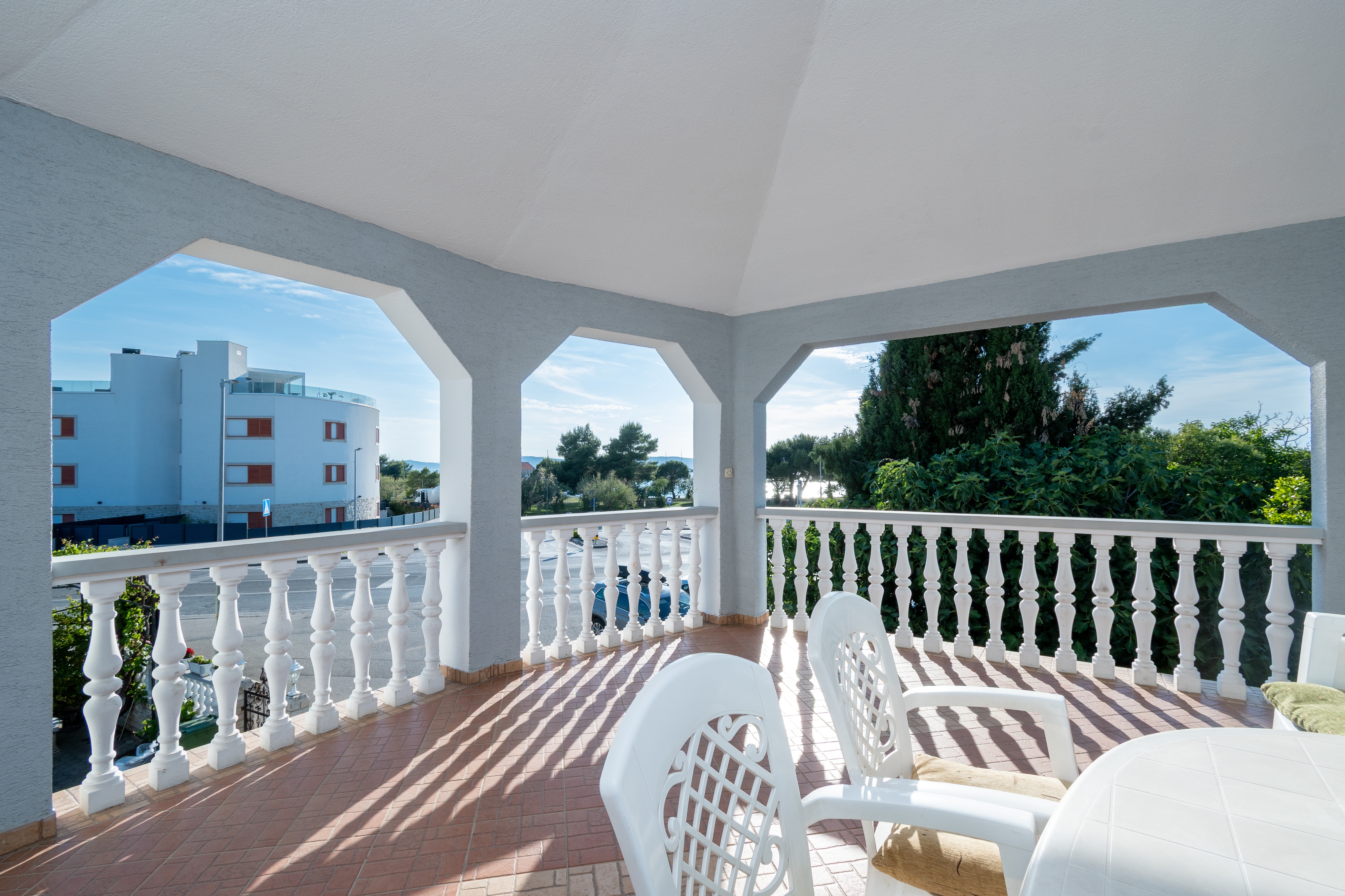 Three bedroom apartment with terrace and sea view Sukošan, Zadar  A-b