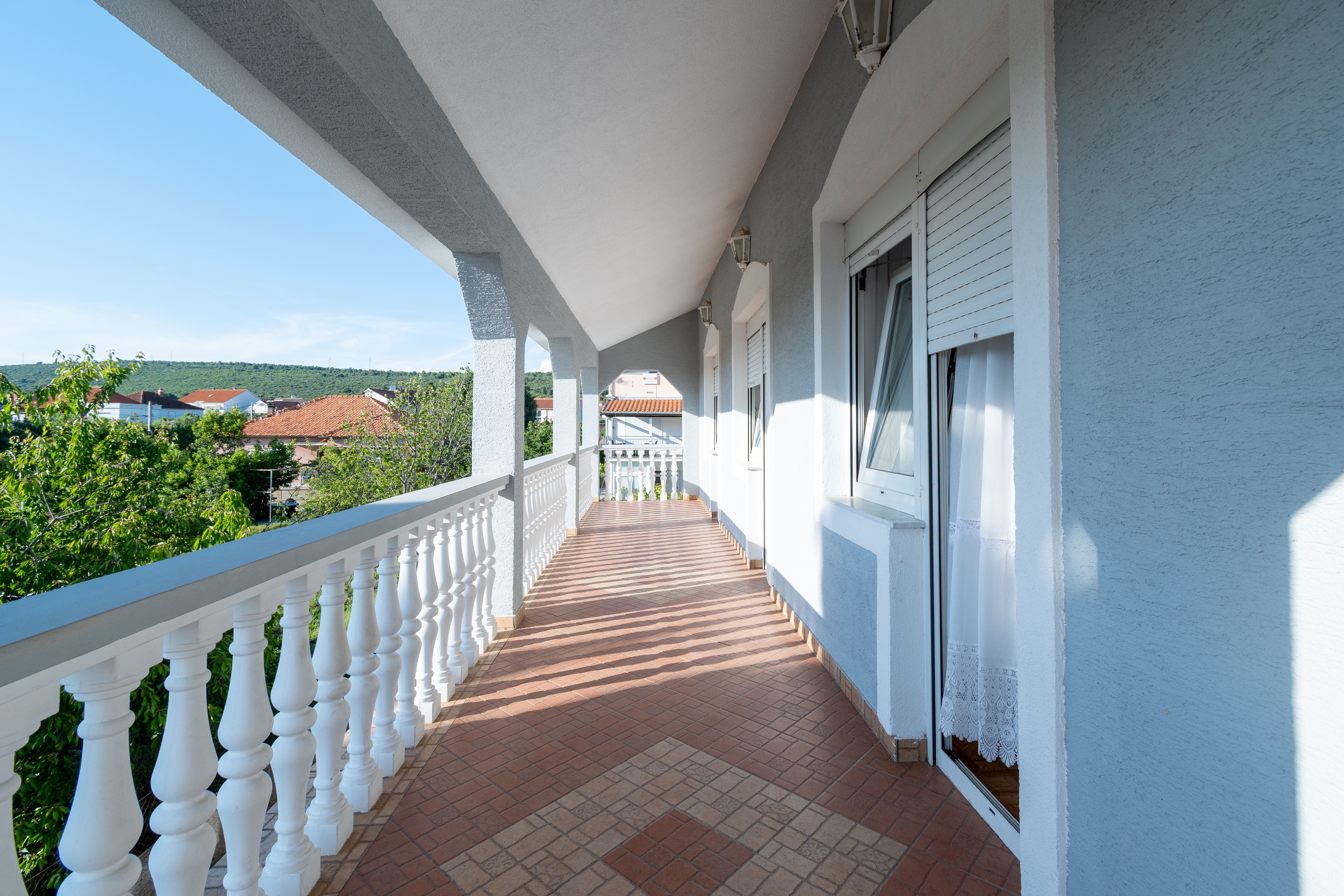 Three bedroom apartment with terrace and sea view Sukošan, Zadar  A-b