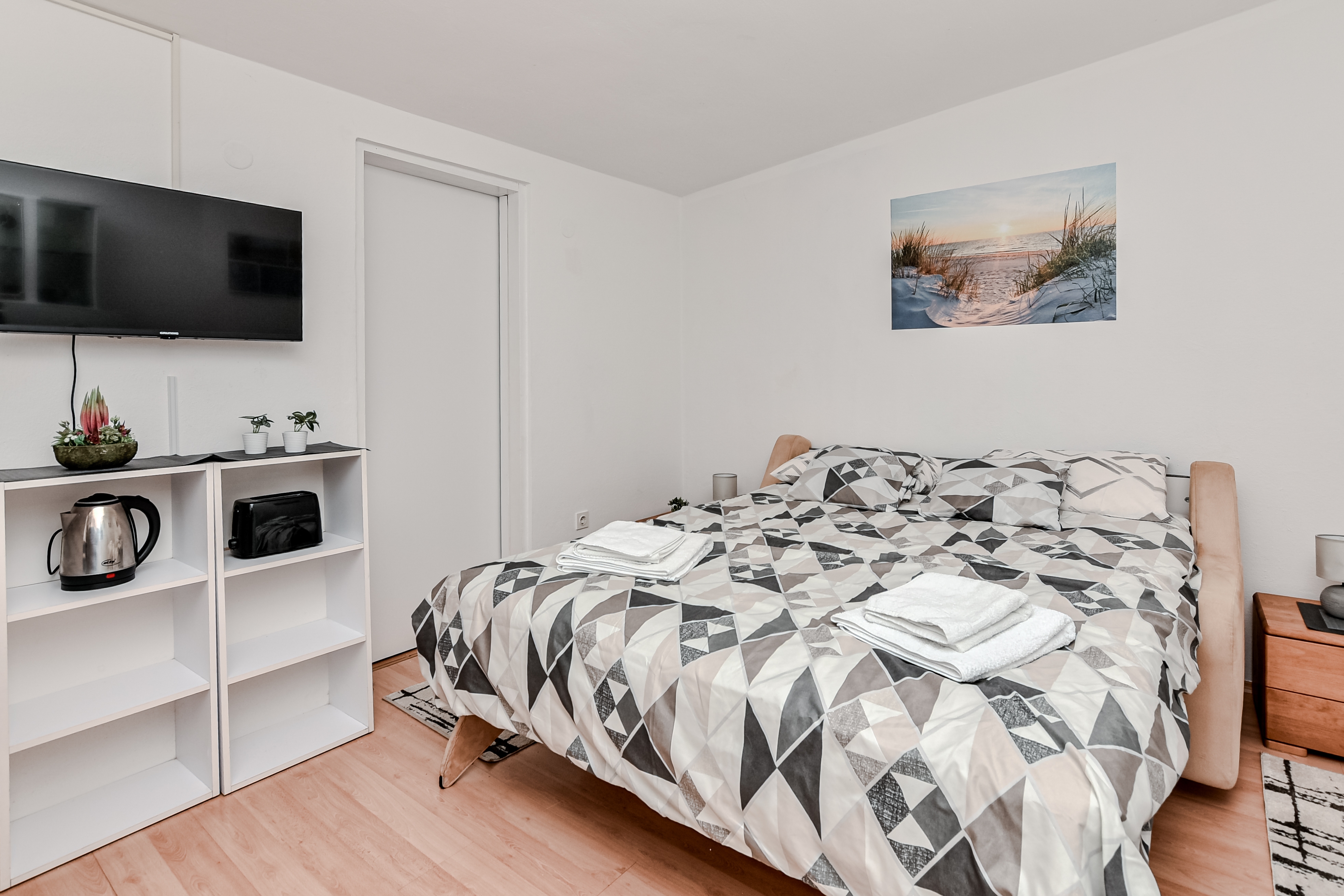 One bedroom apartment with terrace Vir (A-24608-a) One bedroom apartment with terrace Vir (A-24608-a)