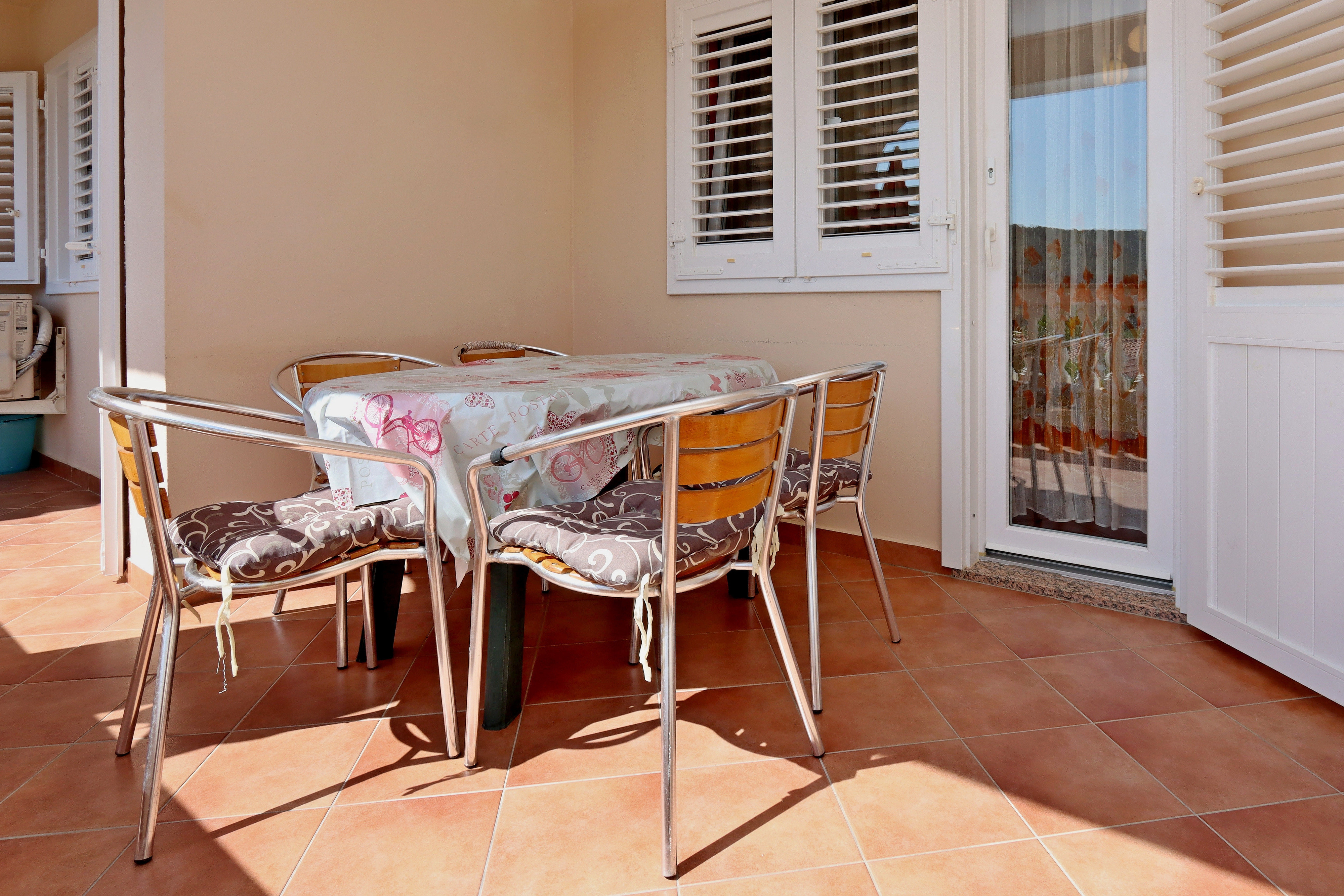 One bedroom apartment with terrace Lopar, Rab (A-24617-c)