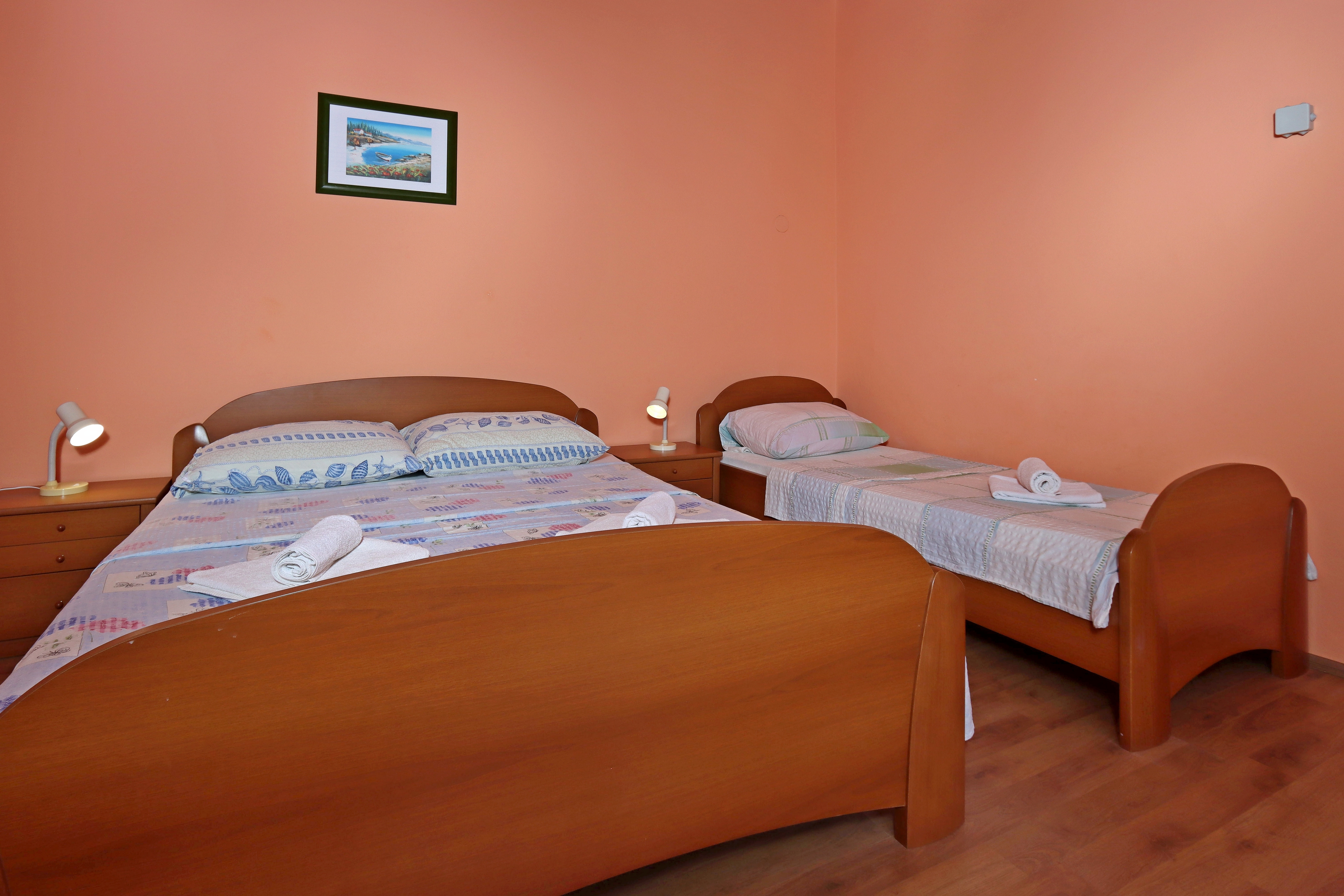 Top Rab Lopar Top Rab Lopar