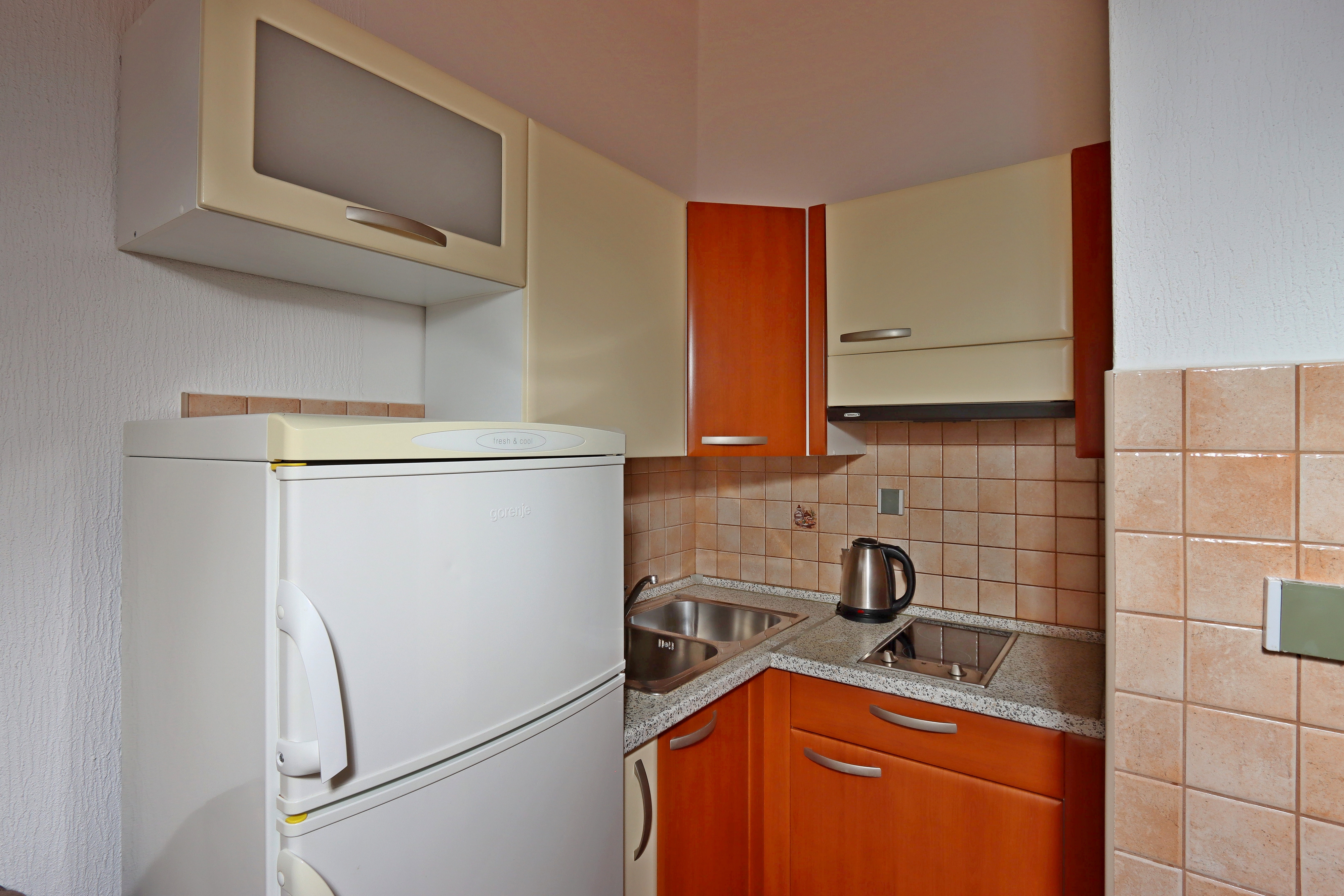 Top Rab Lopar Top Rab Lopar