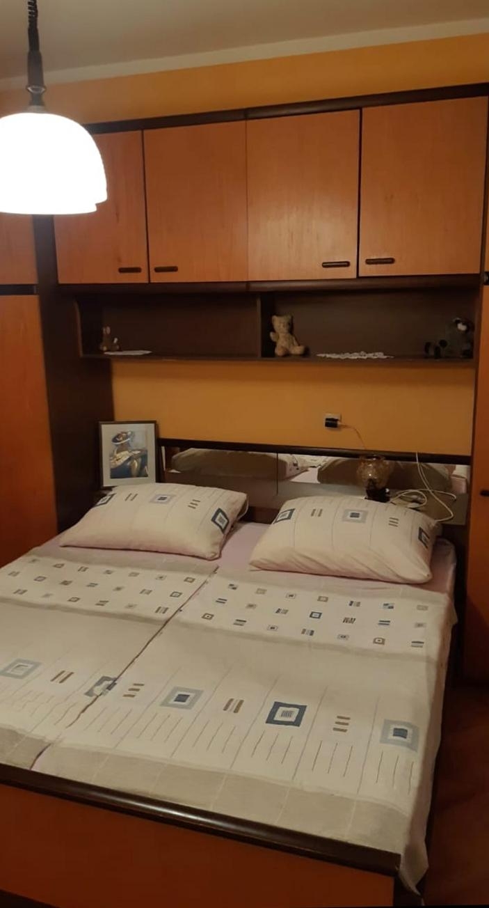 Top Rab Lopar Top Rab Lopar