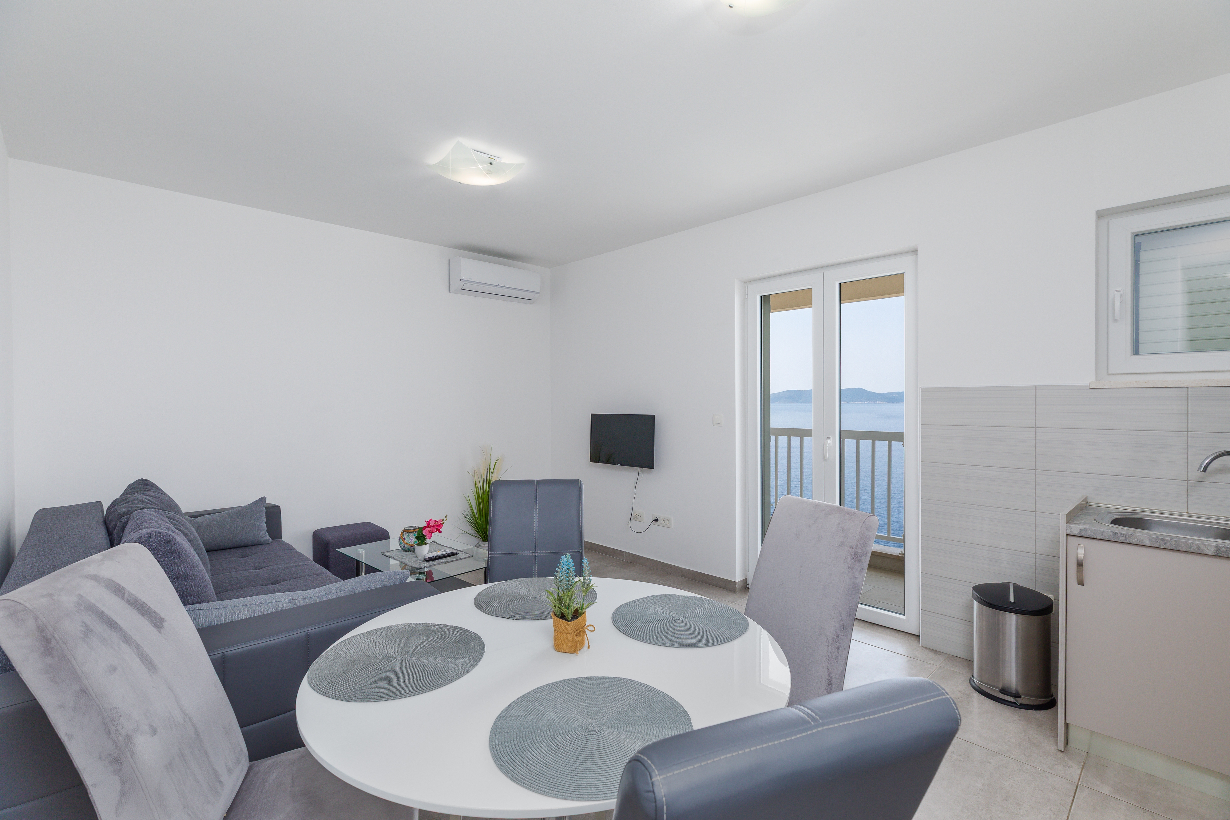 Top Omiš Pisak - Vrulja Top Omiš Pisak - Vrulja