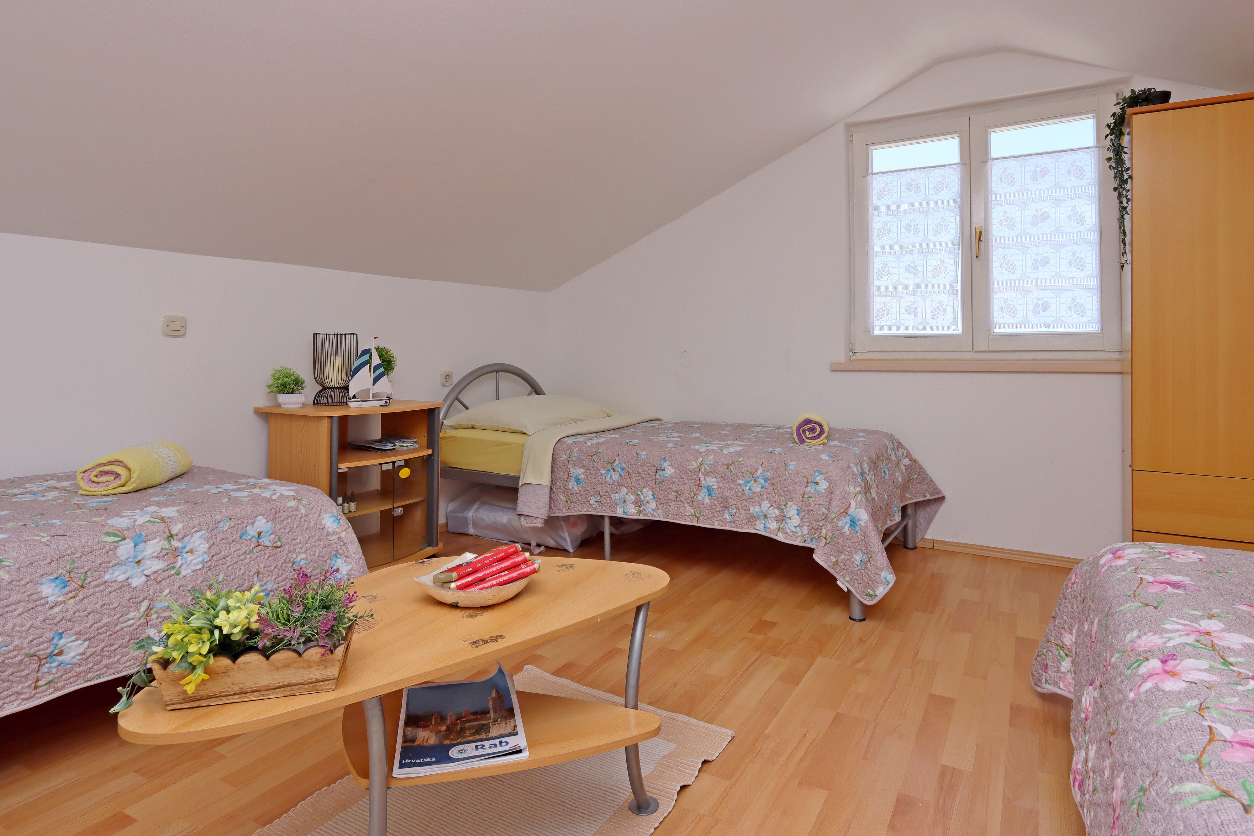 Top Rab Kampor Top Rab Kampor