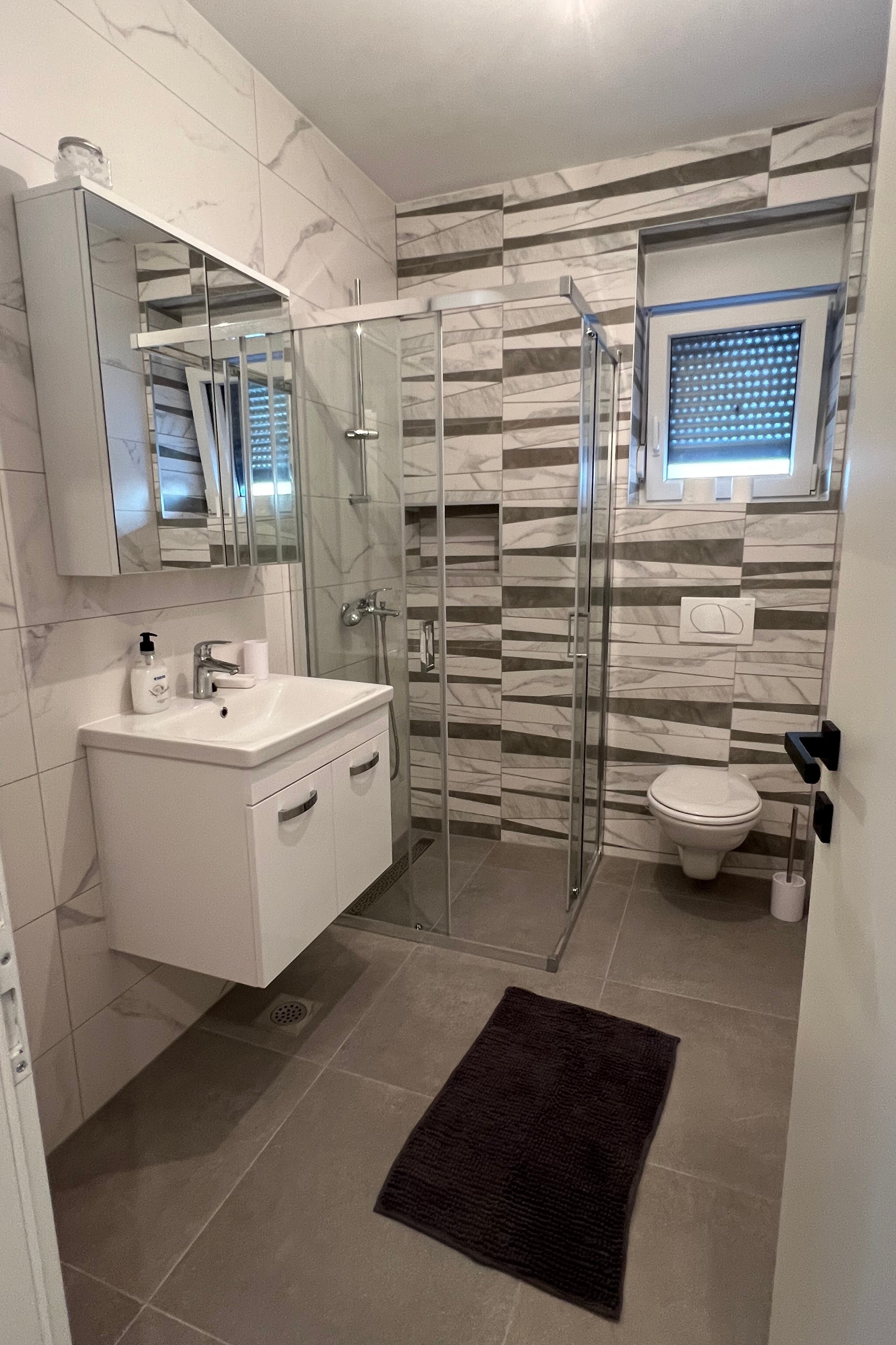 Two bedroom apartment with air-conditioning Trogir  A-a