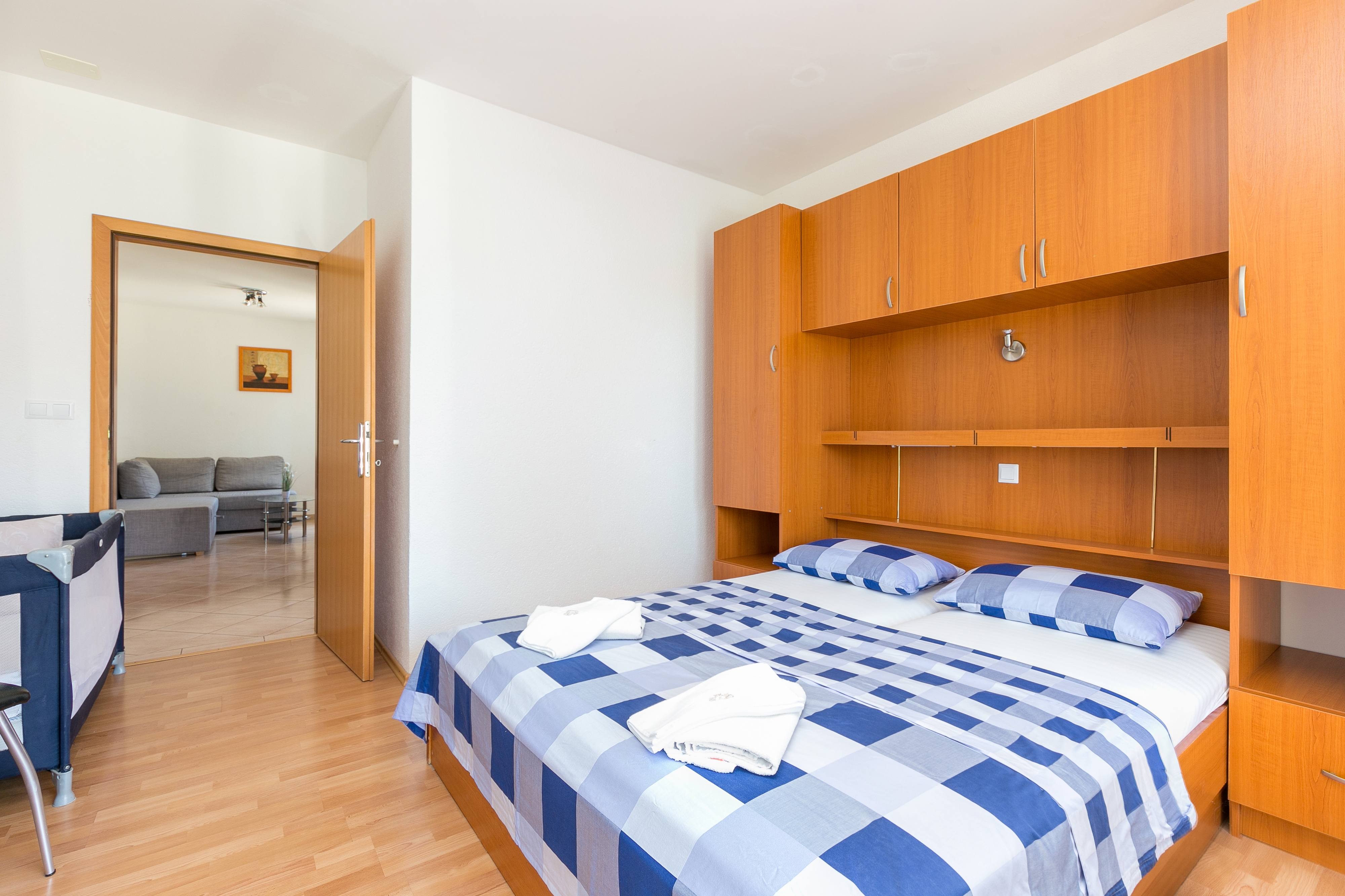 Jednosobni apartman s balkonom Tučepi, Makarska  A-a