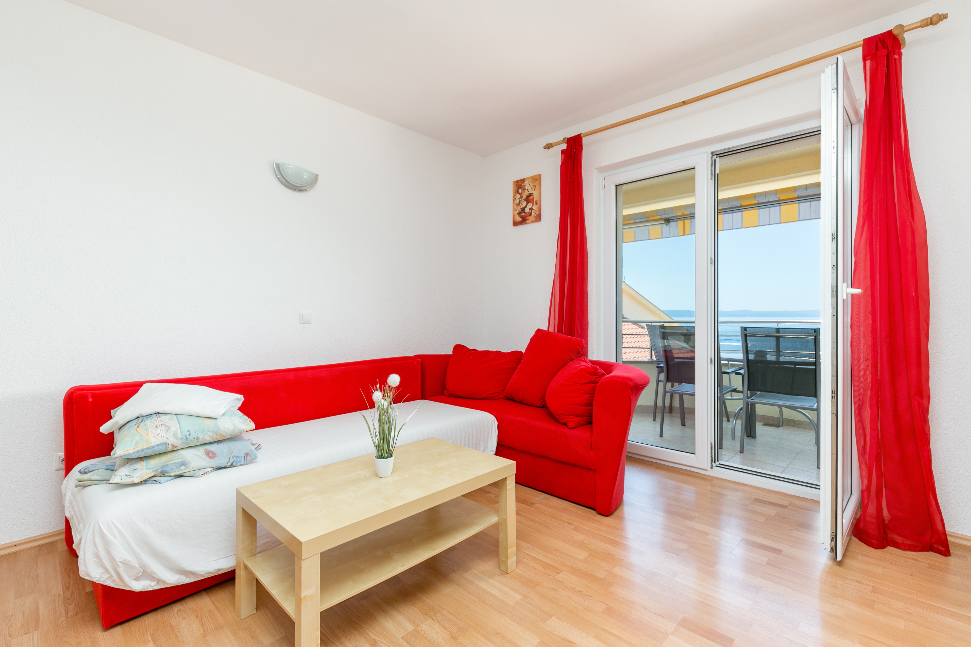 One bedroom apartment with balcony and sea view Tučepi, Makarska (A-24643-b) One bedroom apartment with balcony and sea view Tučepi, Makarska (A-24643-b)