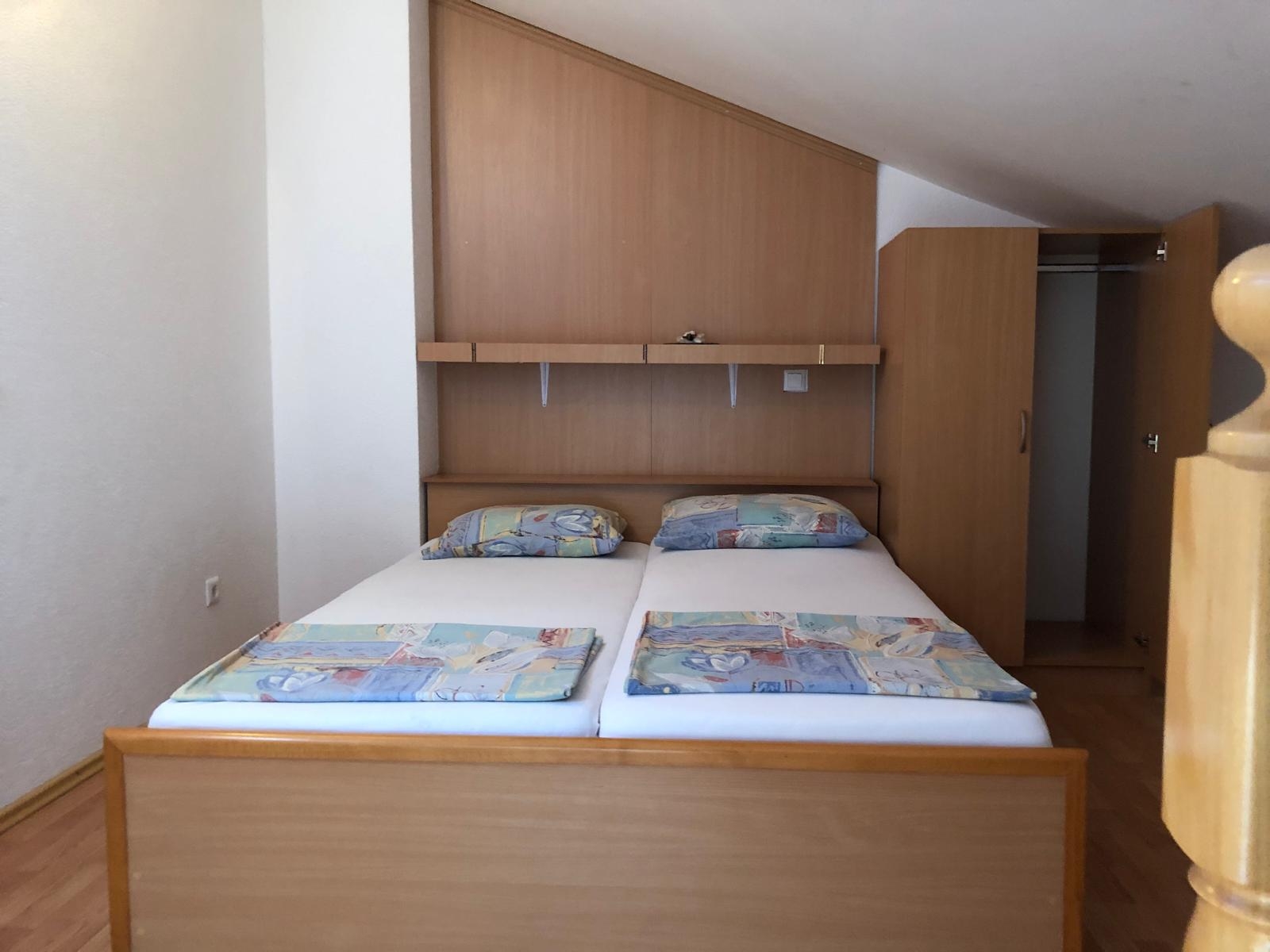 Jednosobni apartman s balkonom i pogledom na more Tučepi, Makarska  A-c
