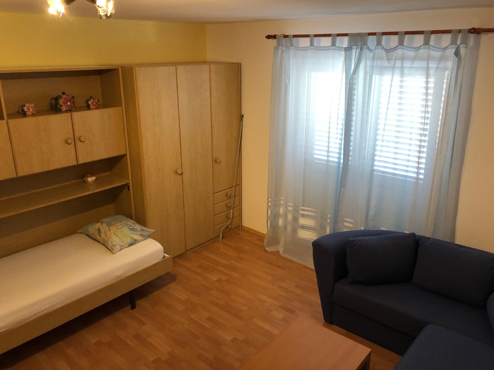 Jednosobni apartman s balkonom i pogledom na more Tučepi, Makarska  A-c