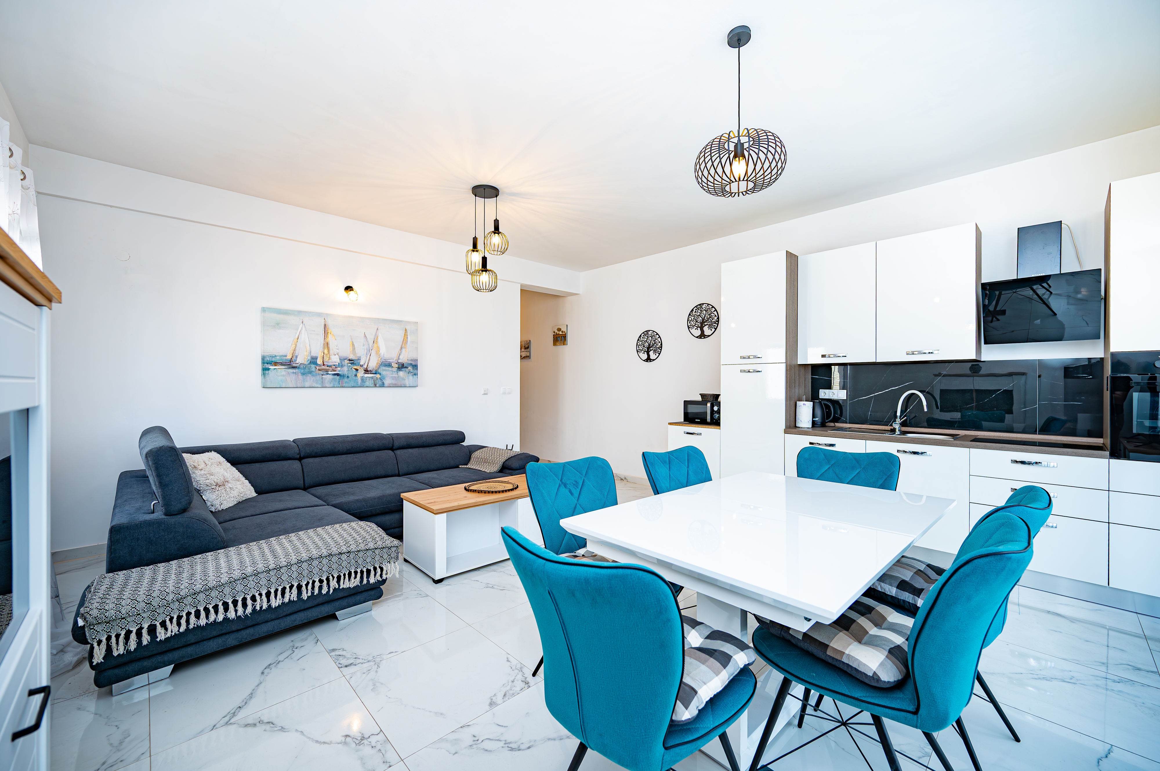 Two bedroom apartment with balcony Zadar (A-24646-a)