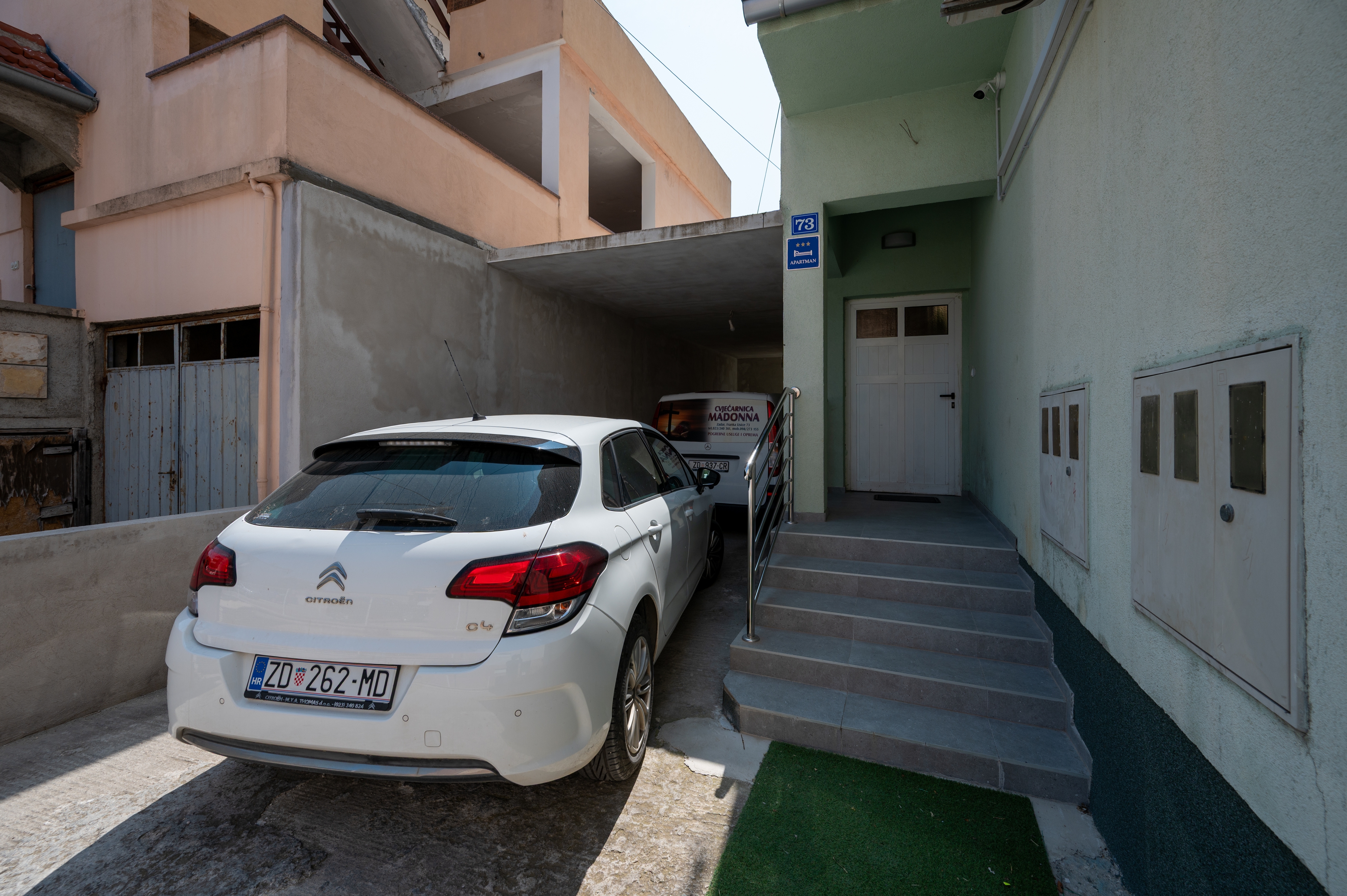 Dvosobni apartman s balkonom Zadar  A-a