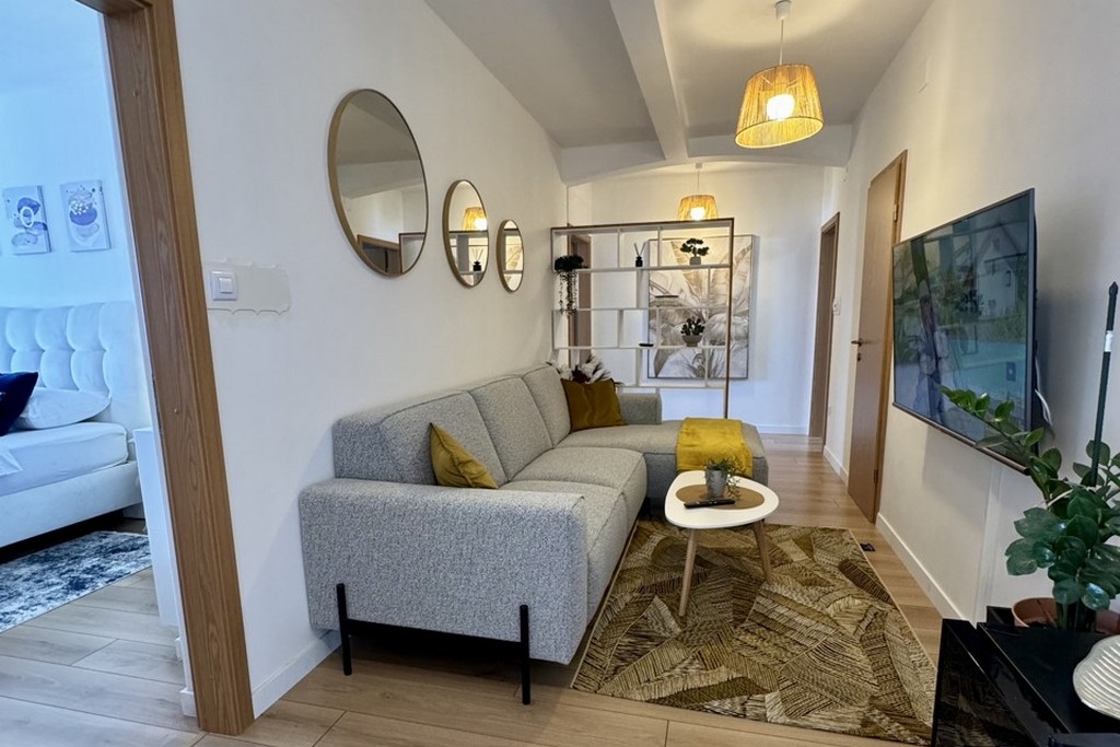 Two bedroom apartment with terrace and sea view Kali, Ugljan (A-24654-a) Two bedroom apartment with terrace and sea view Kali, Ugljan (A-24654-a)