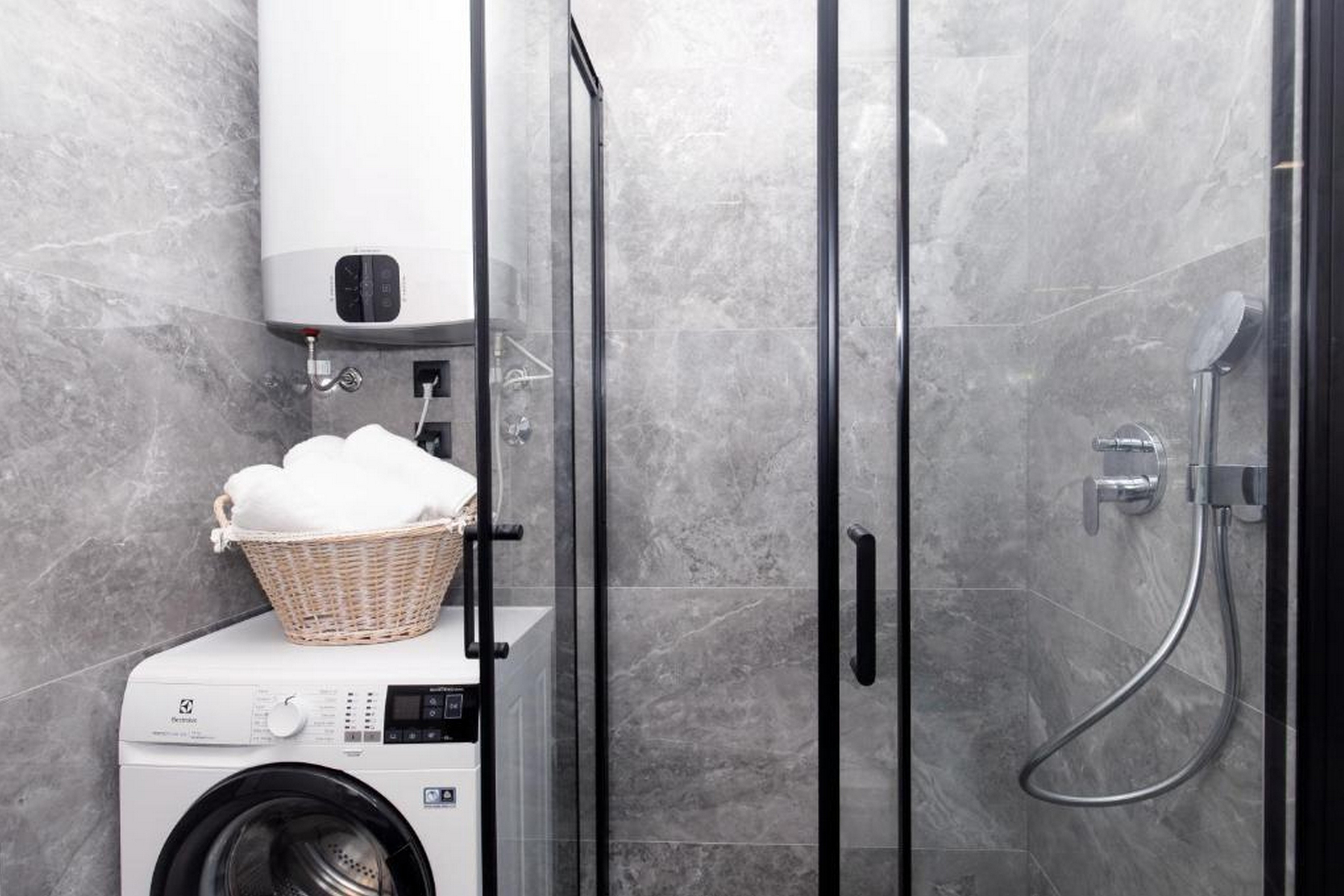 Dvosobni apartman s balkonom i pogledom na more Split  A-a