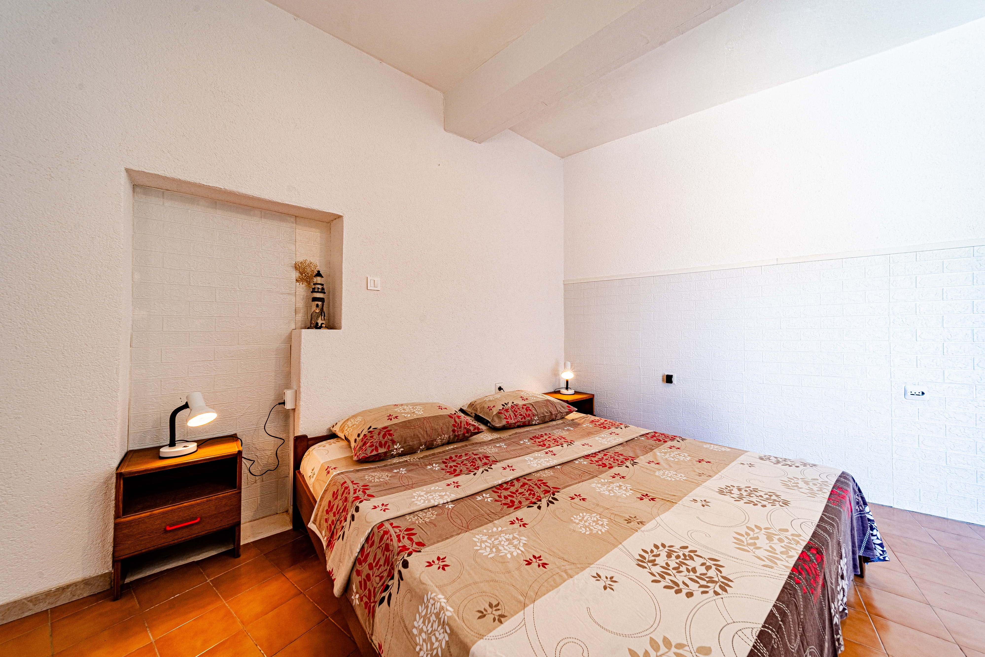 Studio flat with air-conditioning Ubli, Lastovo (AS-24676-a)