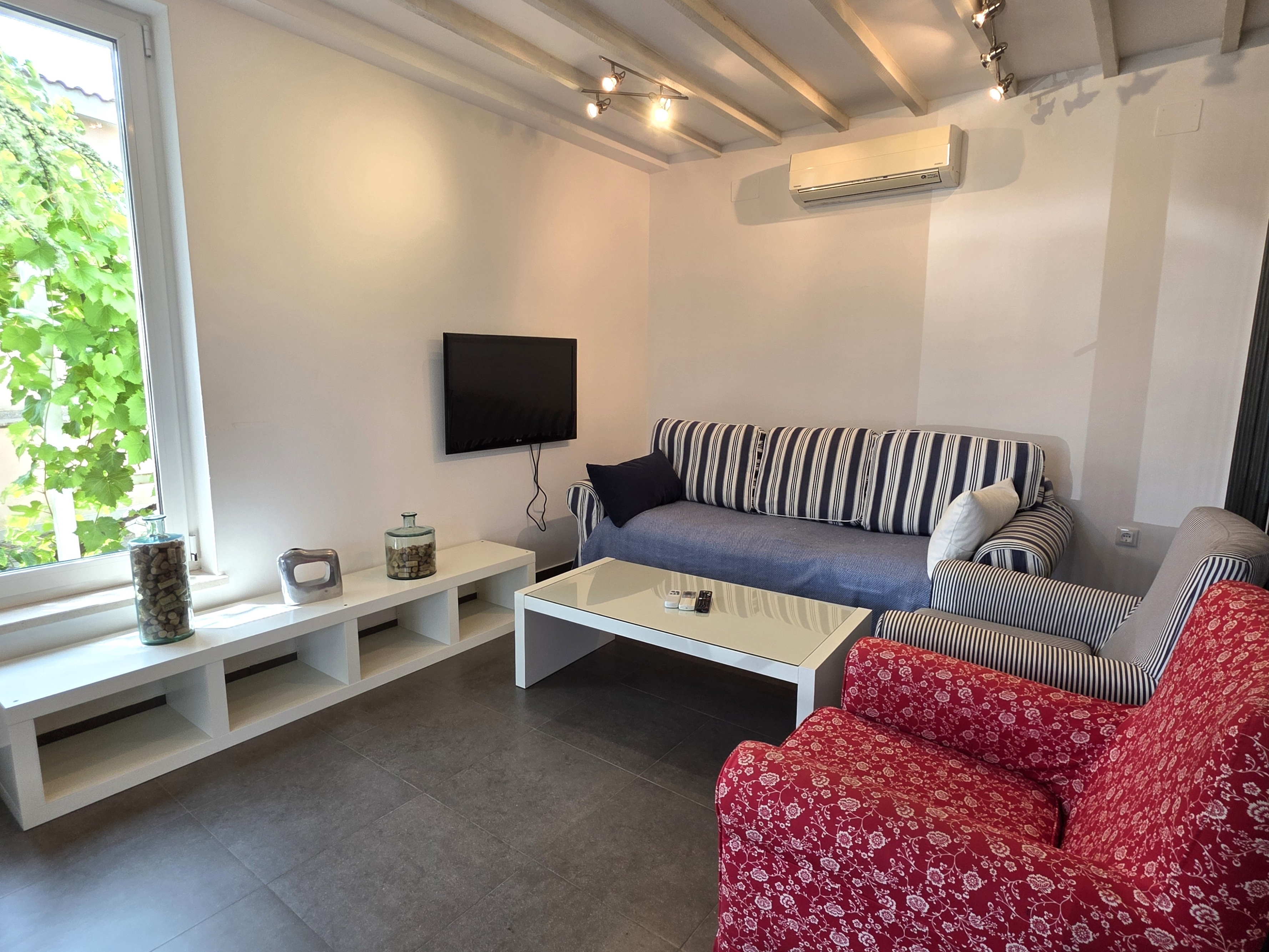 Two bedroom house with terrace Baška, Krk (K-24681)