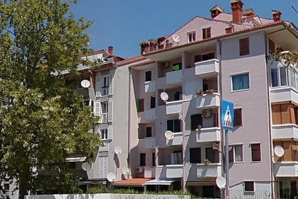 Two bedroom apartment with balcony Rovinj (A-24688-a)