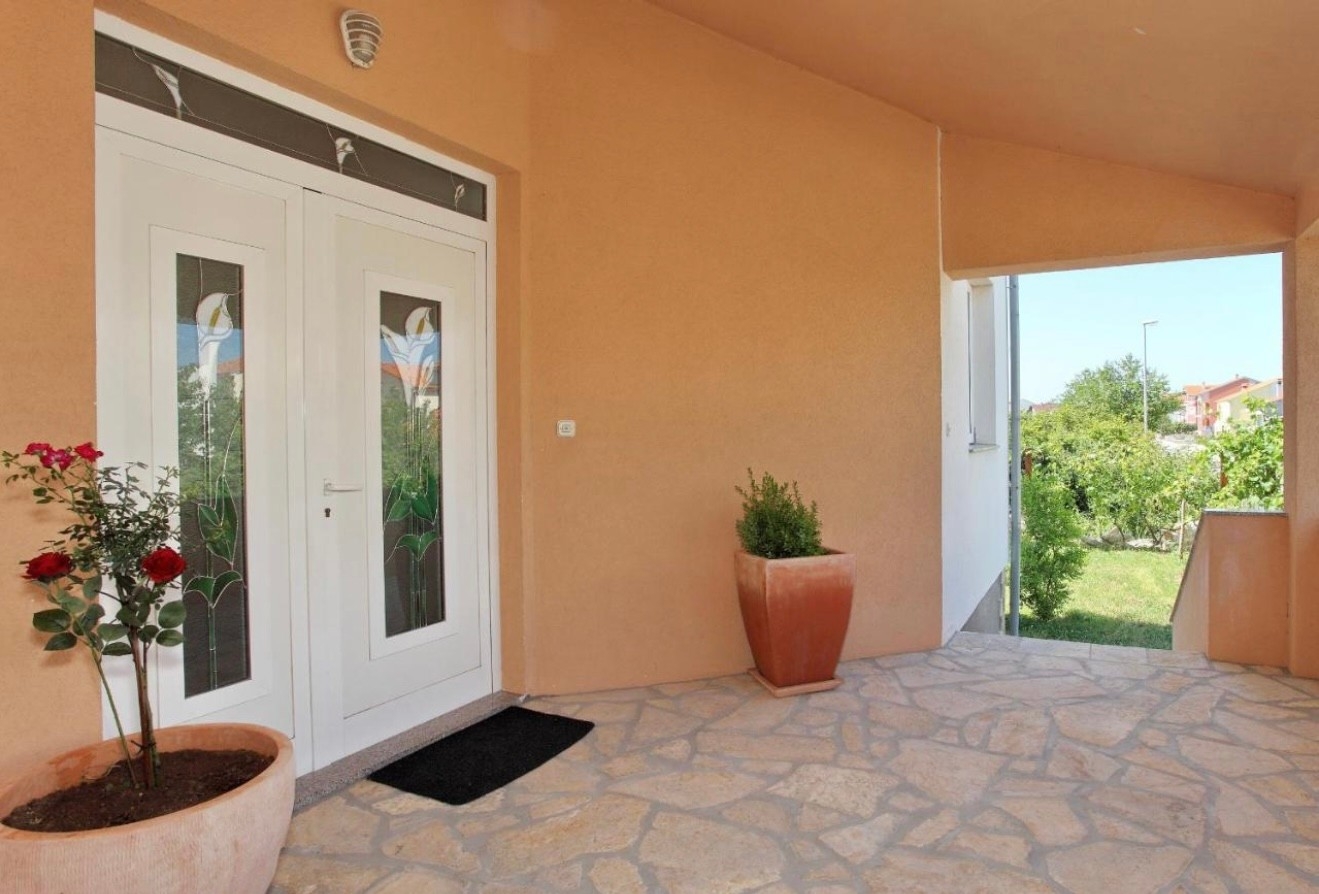 Dvosobni apartman s klimom Zadar  A-a