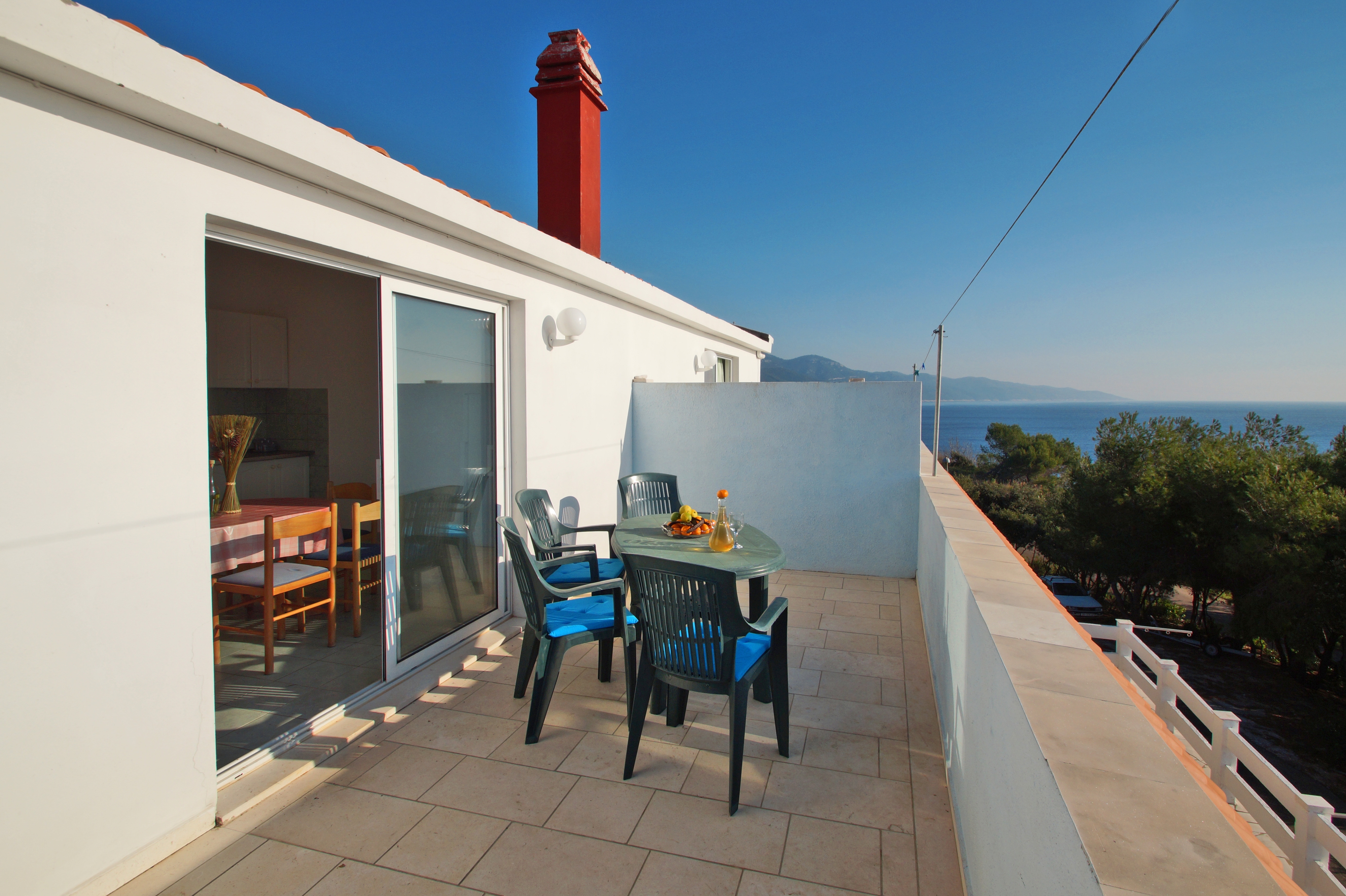 Two bedroom apartment with terrace and sea view Zavalatica, Korčula (A-247-a)