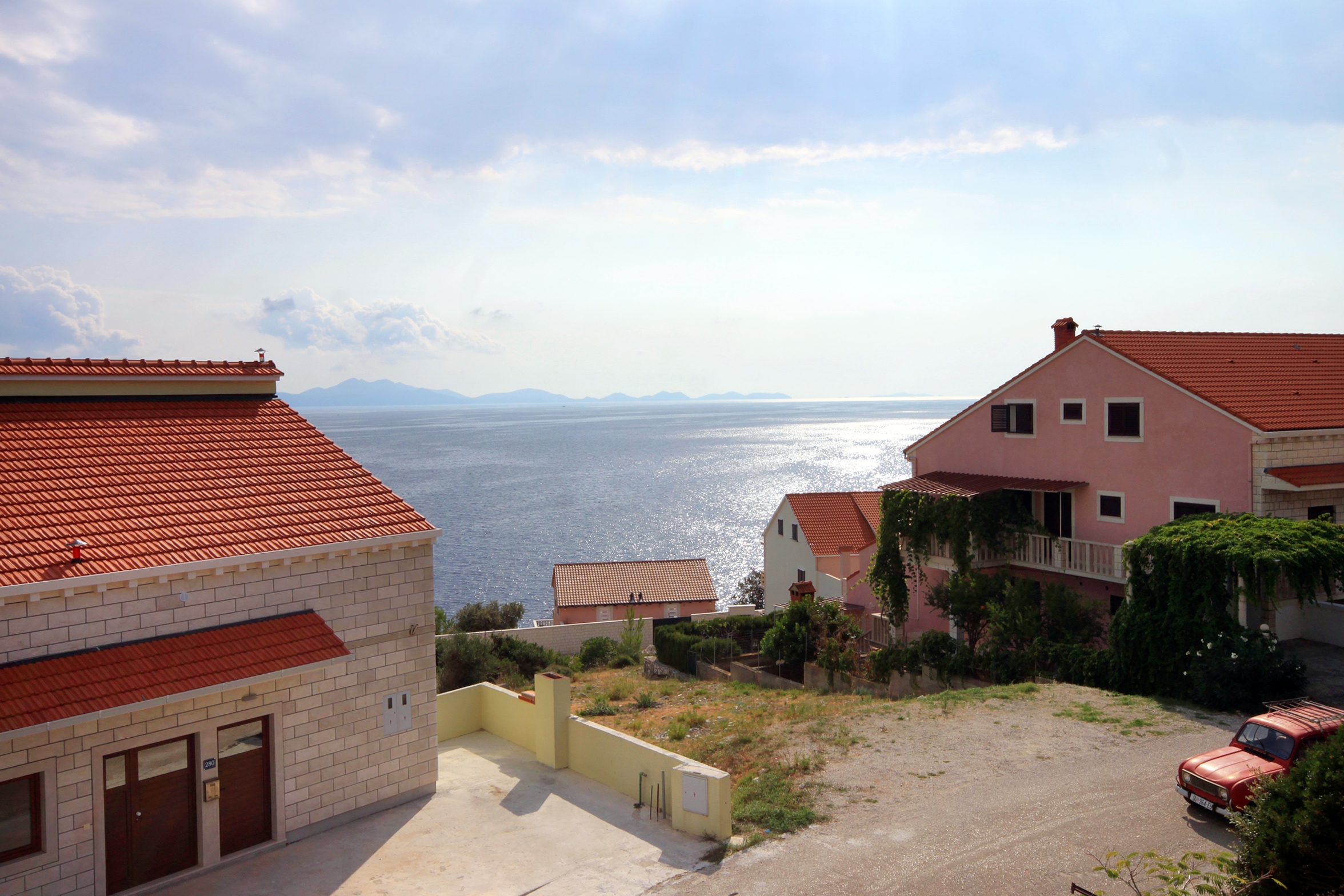 Two bedroom apartment with terrace and sea view Zavalatica, Korčula  A-a
