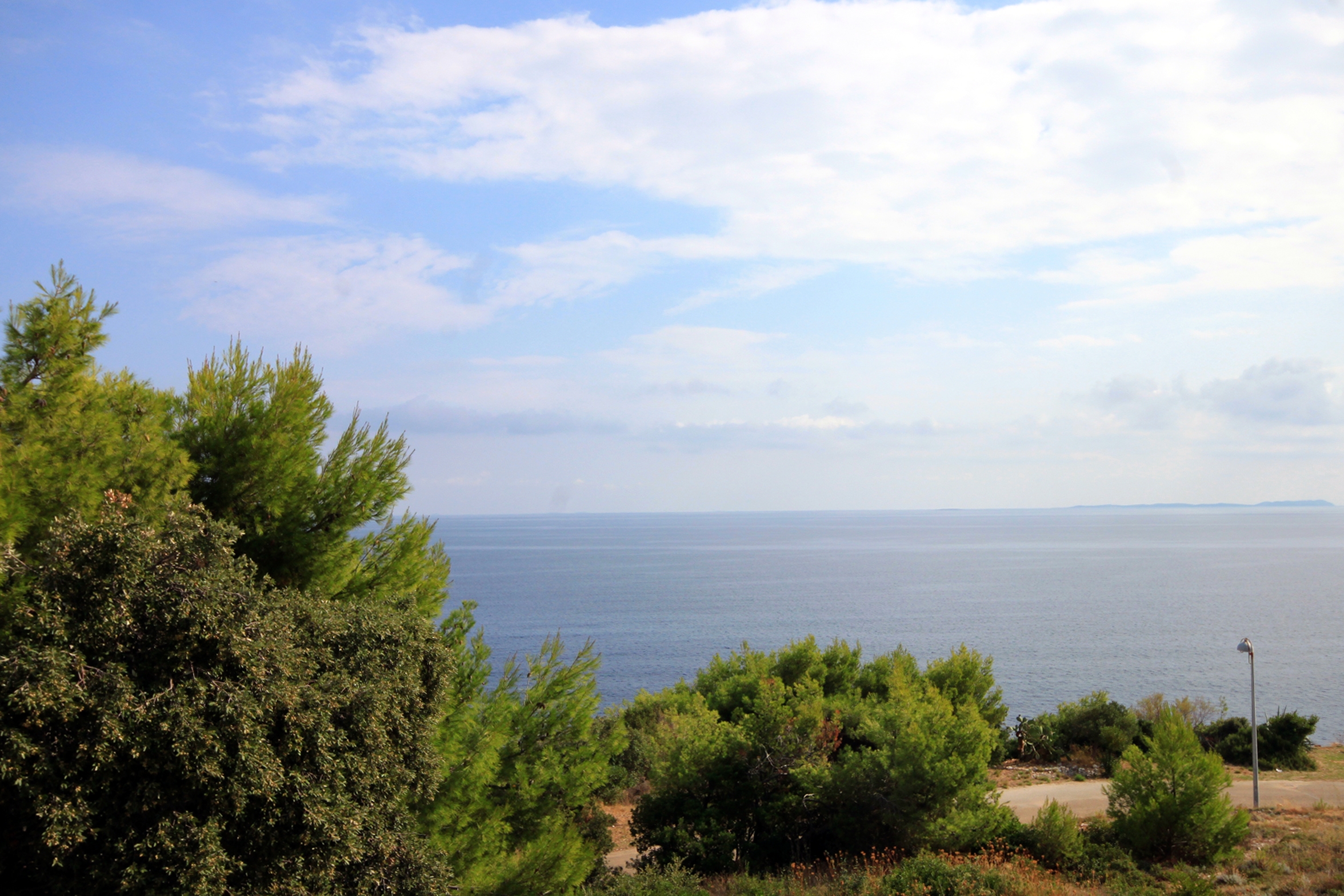 One bedroom apartment with terrace and sea view Zavalatica, Korčula  A-d