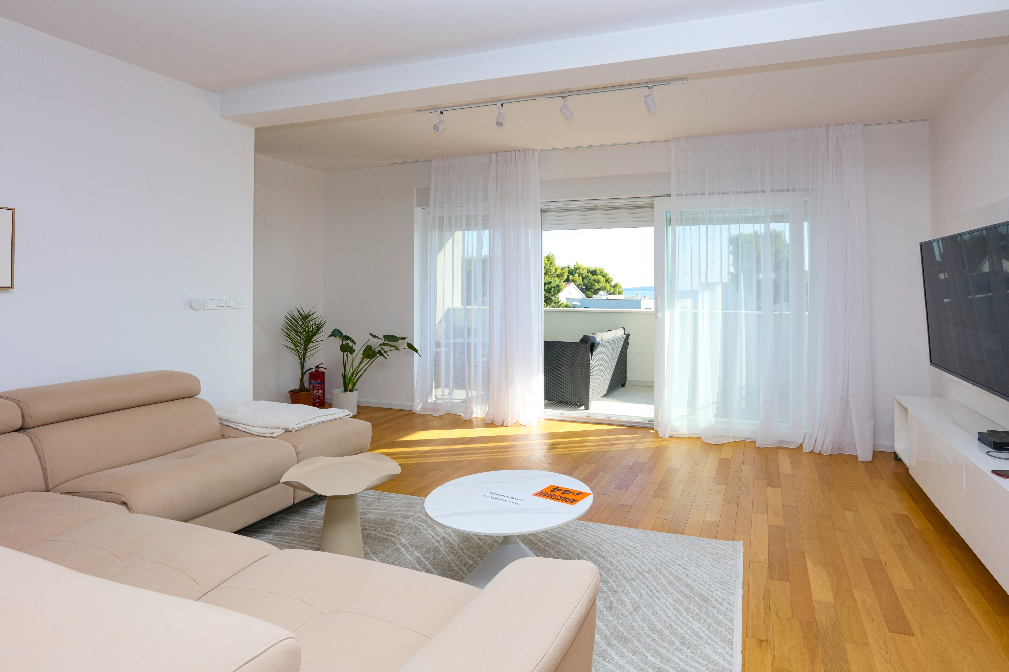 Top Šibenik Brodarica Top Šibenik Brodarica