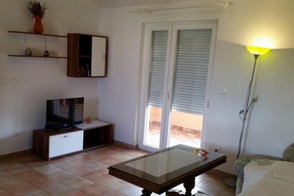 One bedroom apartment with terrace and sea view Sveti Filip i Jakov (Biograd) (A-24707-c) One bedroom apartment with terrace and sea view Sveti Filip i Jakov (Biograd) (A-24707-c)