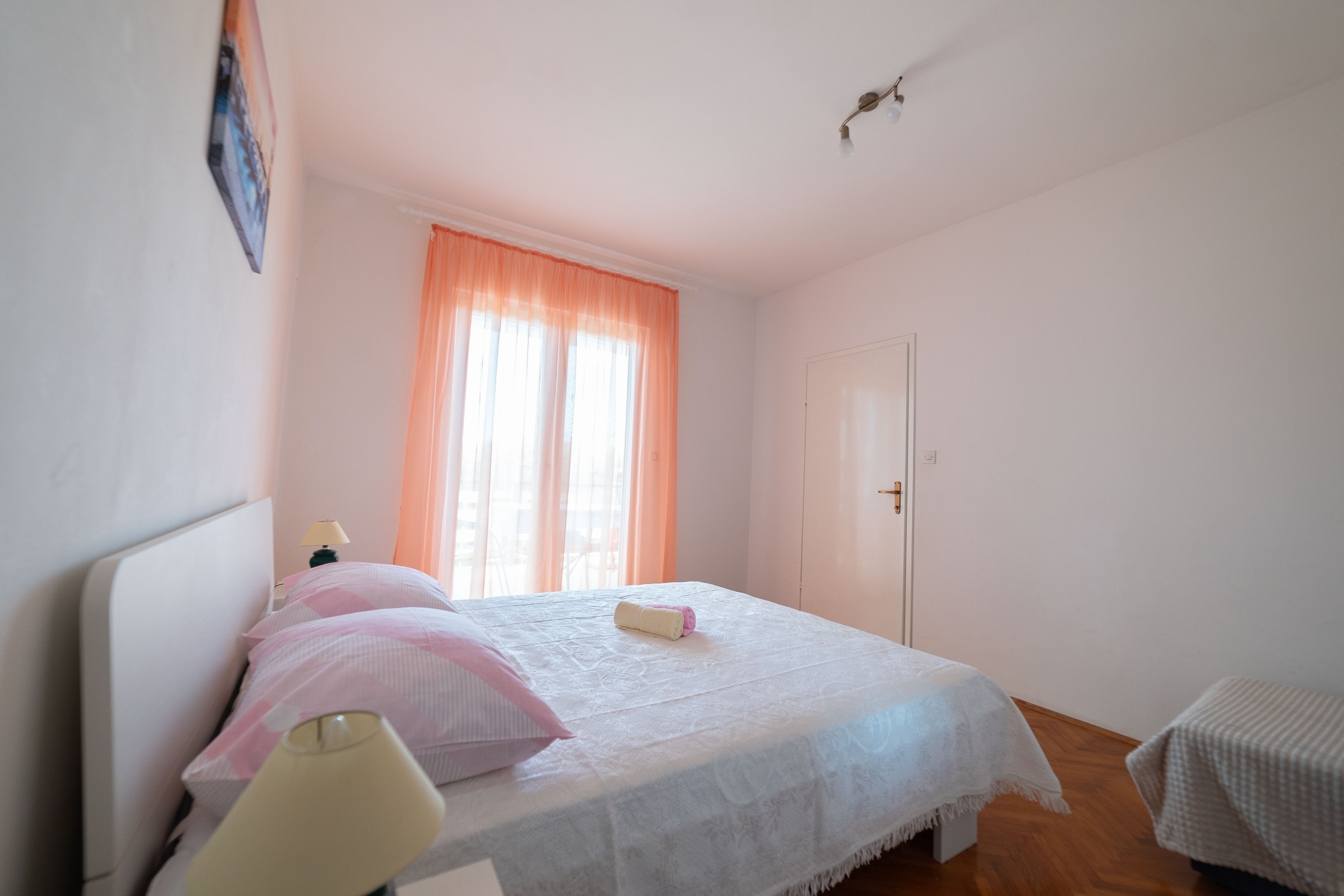 Four-bedroom apartment with terrace Bibinje, Zadar  A-a